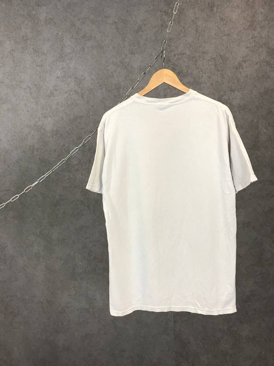 Hanes Juxtapoz Hanes vintage made in USA tee Size US L / EU 52-54 / 3 - 5 Thumbnail