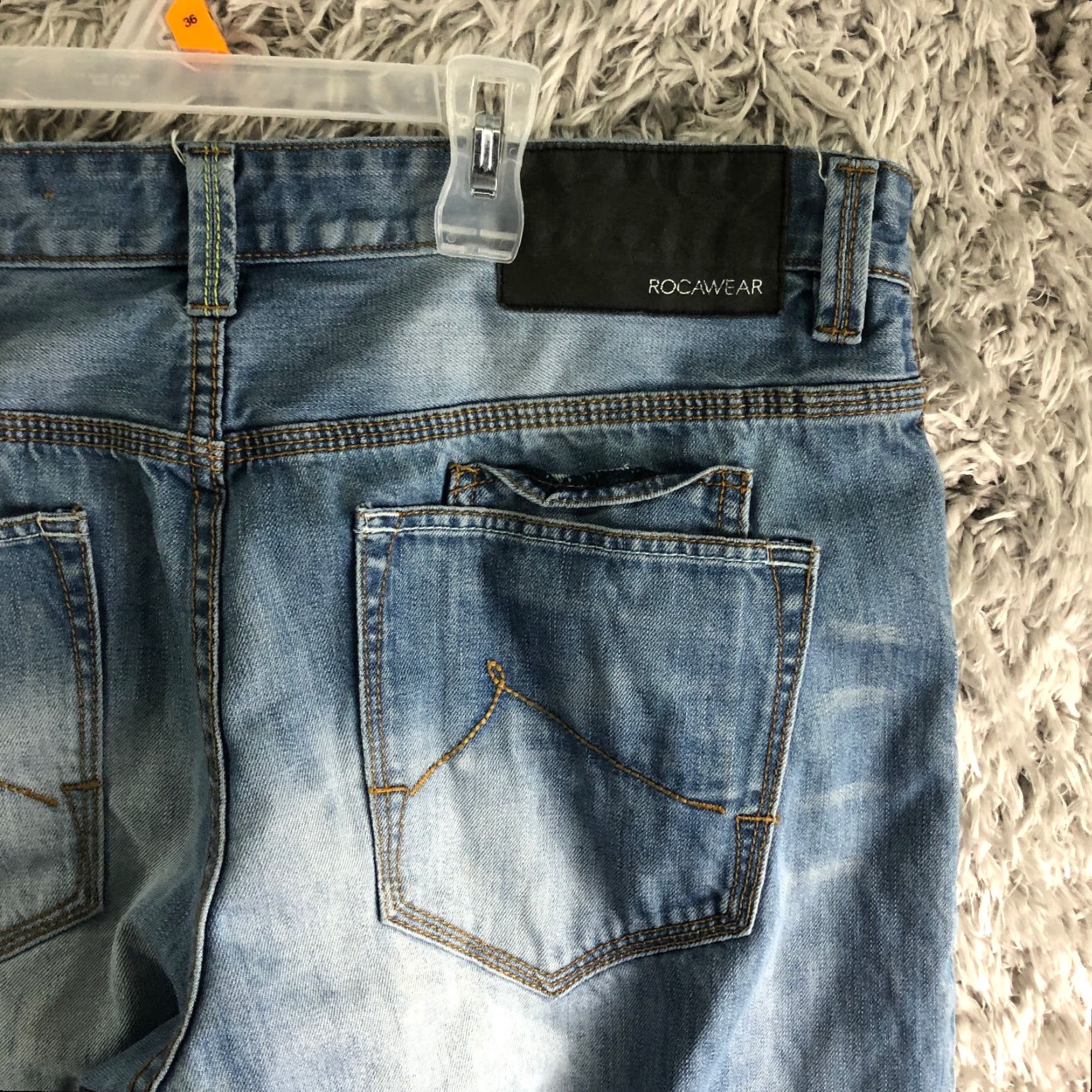 Rocawear Rocawear Mens Jeans Size 38 Mid Rise Straight Leg Medium Wash Blue Denim 5-Pocket Regular Belt Loops Blue Rocawear Brand Mens Jeans Size US 38 / EU 54 - 6 Thumbnail