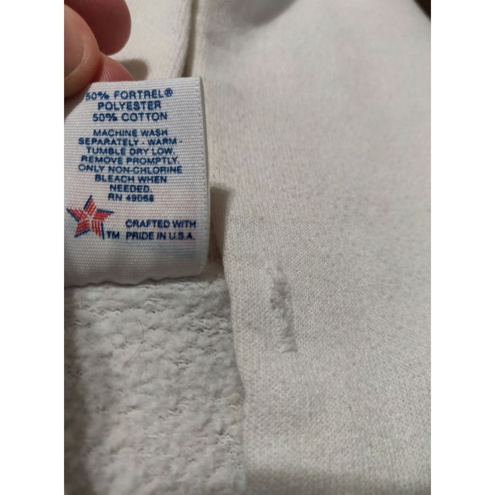 Soffe VINTAGE Hooters White Hoodie Sweatshirt Full Zip Made in USA Men's Medium M Size US M / EU 48-50 / 2 - 5 Thumbnail