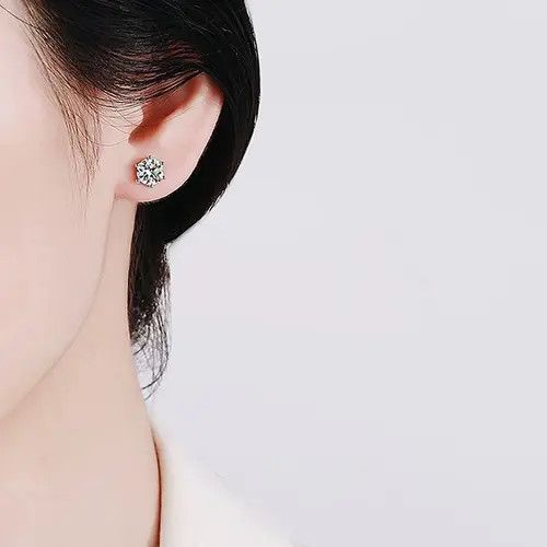 Jewelry Shiro x Kai 1 Carat Moissanite Screw Stud Earrings Size ONE SIZE - 7 Thumbnail
