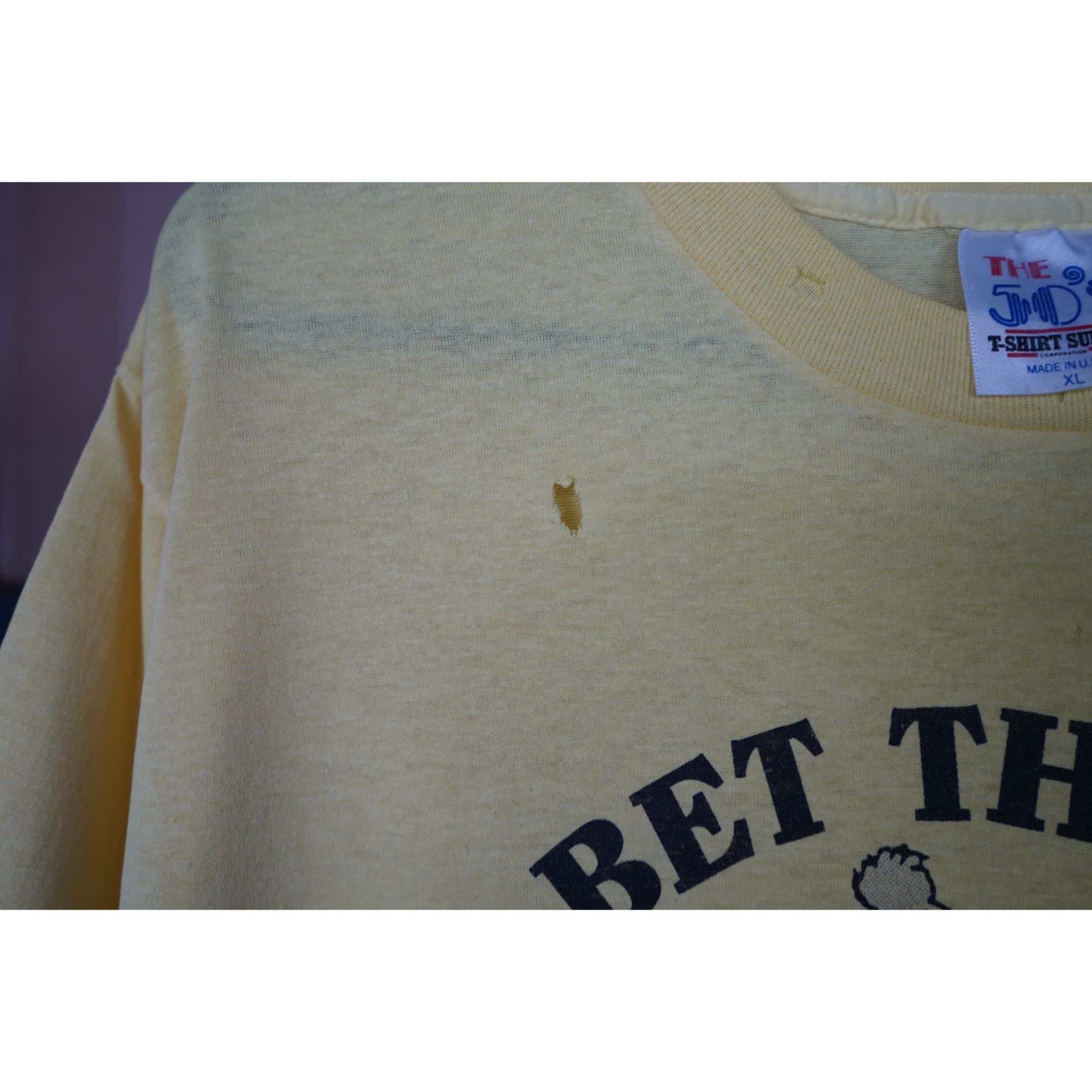Vintage 90s Frontier Las Vegas Yellow Distressed L VTG Tshirt #387 Size US L / EU 52-54 / 3 - 6 Thumbnail