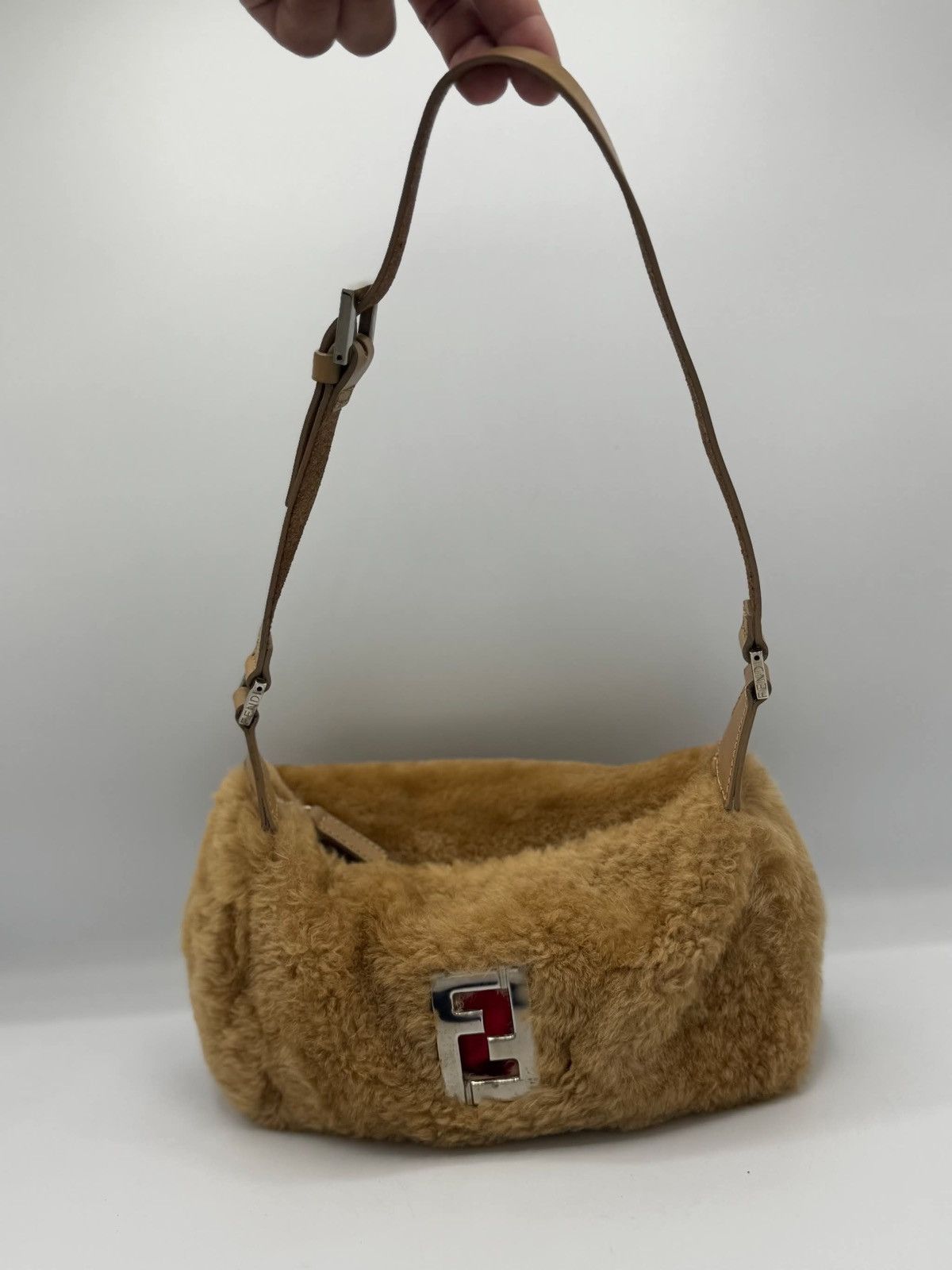 Fendi Baguette Fur Shoulder Bag in Brown, Women's