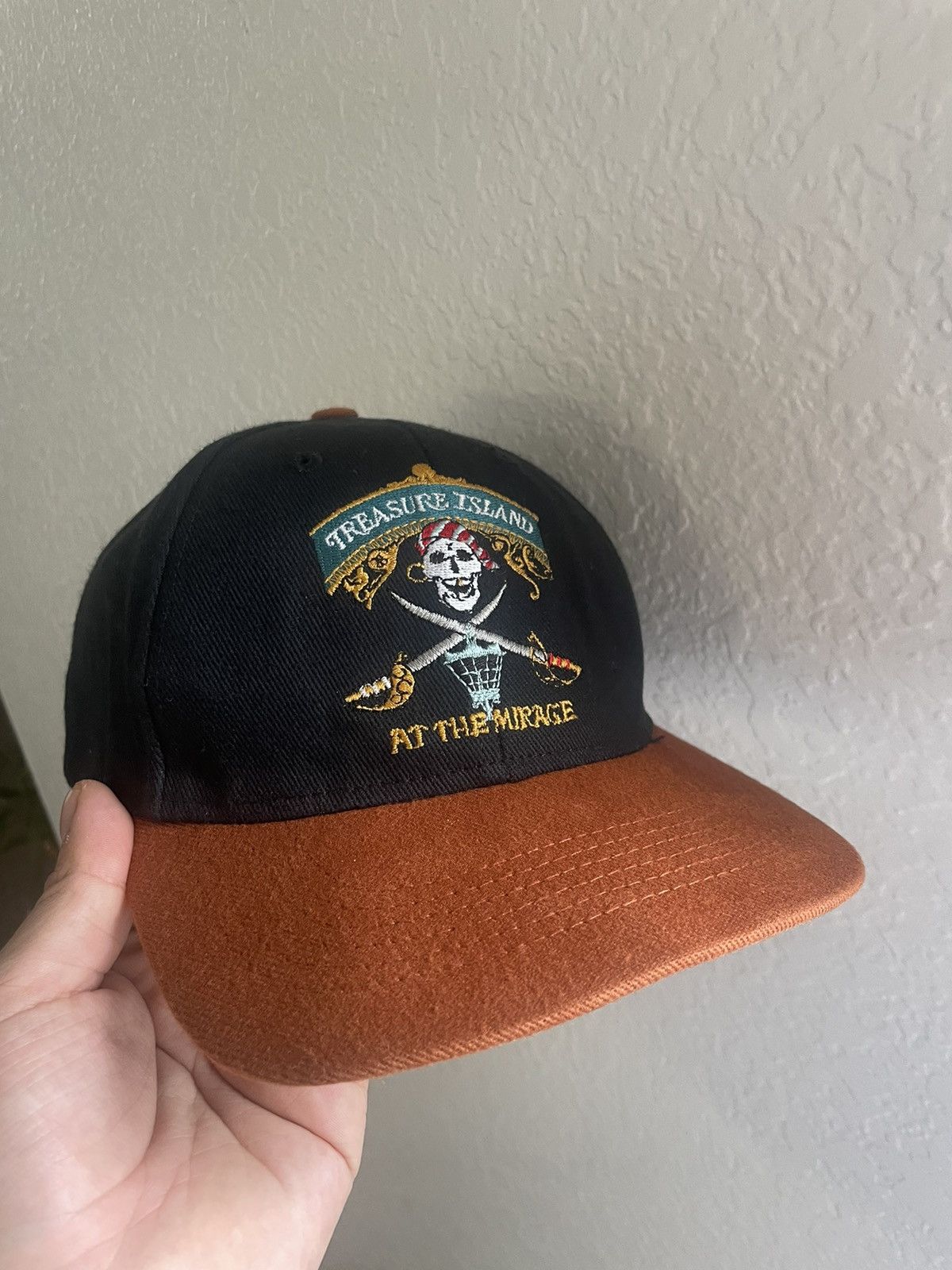 Vintage 90s vintage mirage casino SnapBack Size ONE SIZE - 1 Thumbnail