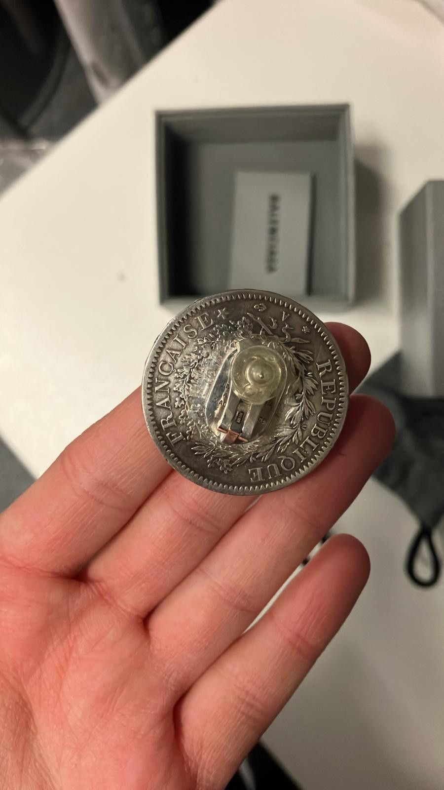 Balenciaga o1mt1gz0125 Size: OS / Coin Earring in Antique Silver Size ONE SIZE - 1 Preview