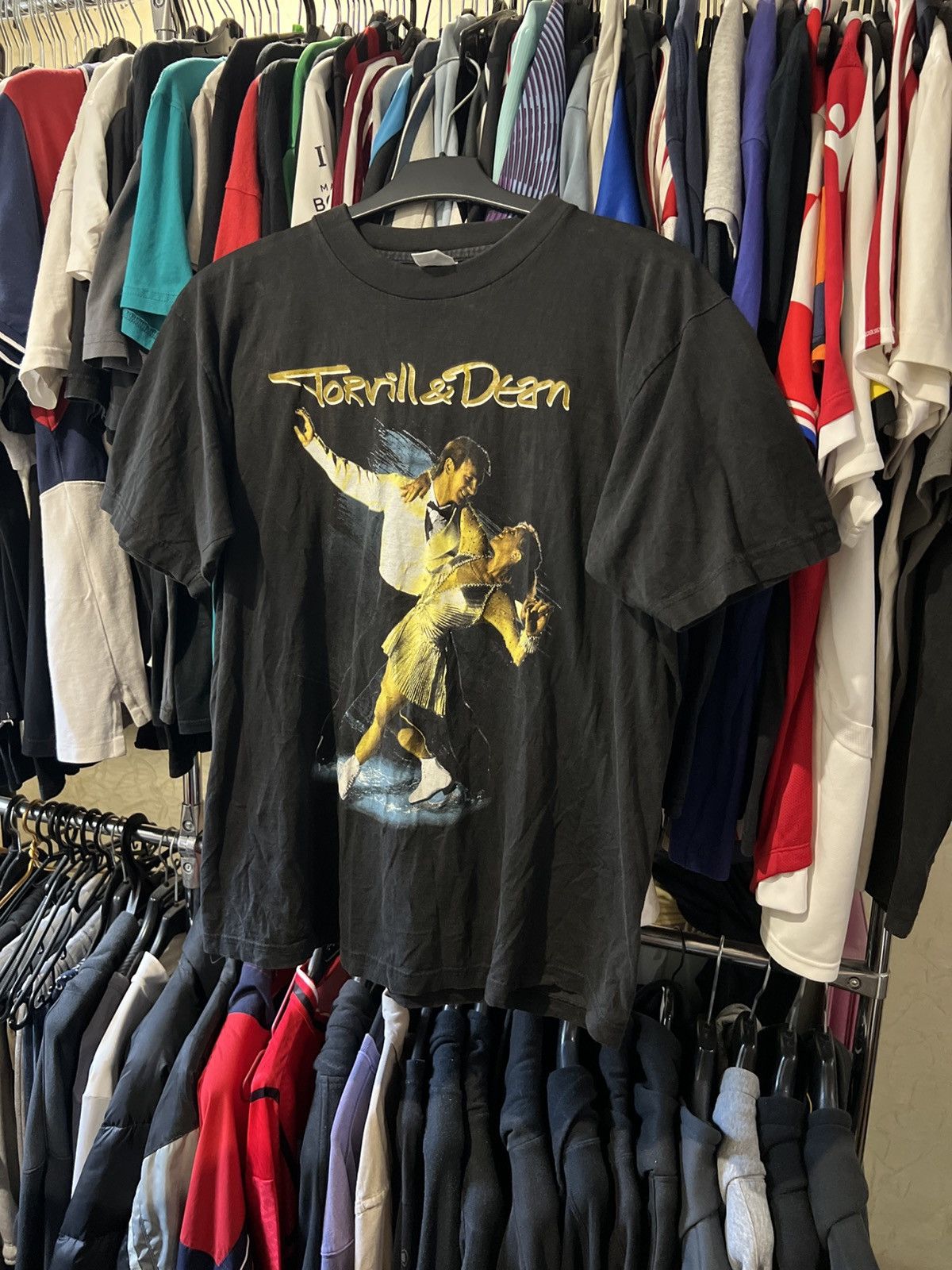 Band Tees 1995 VINTAGE TORVILL & DEAN ICESKATING FACE THE MUSIC WORLD Size US L / EU 52-54 / 3 - 2 Thumbnail