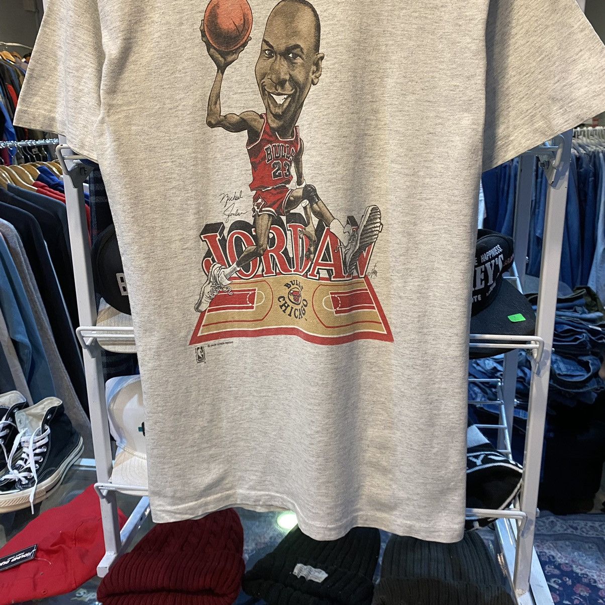 Salem Sportswear VINTAGE 90’s Michael Jordan Chicago Bulls Tee Size US M / EU 48-50 / 2 - 4 Thumbnail