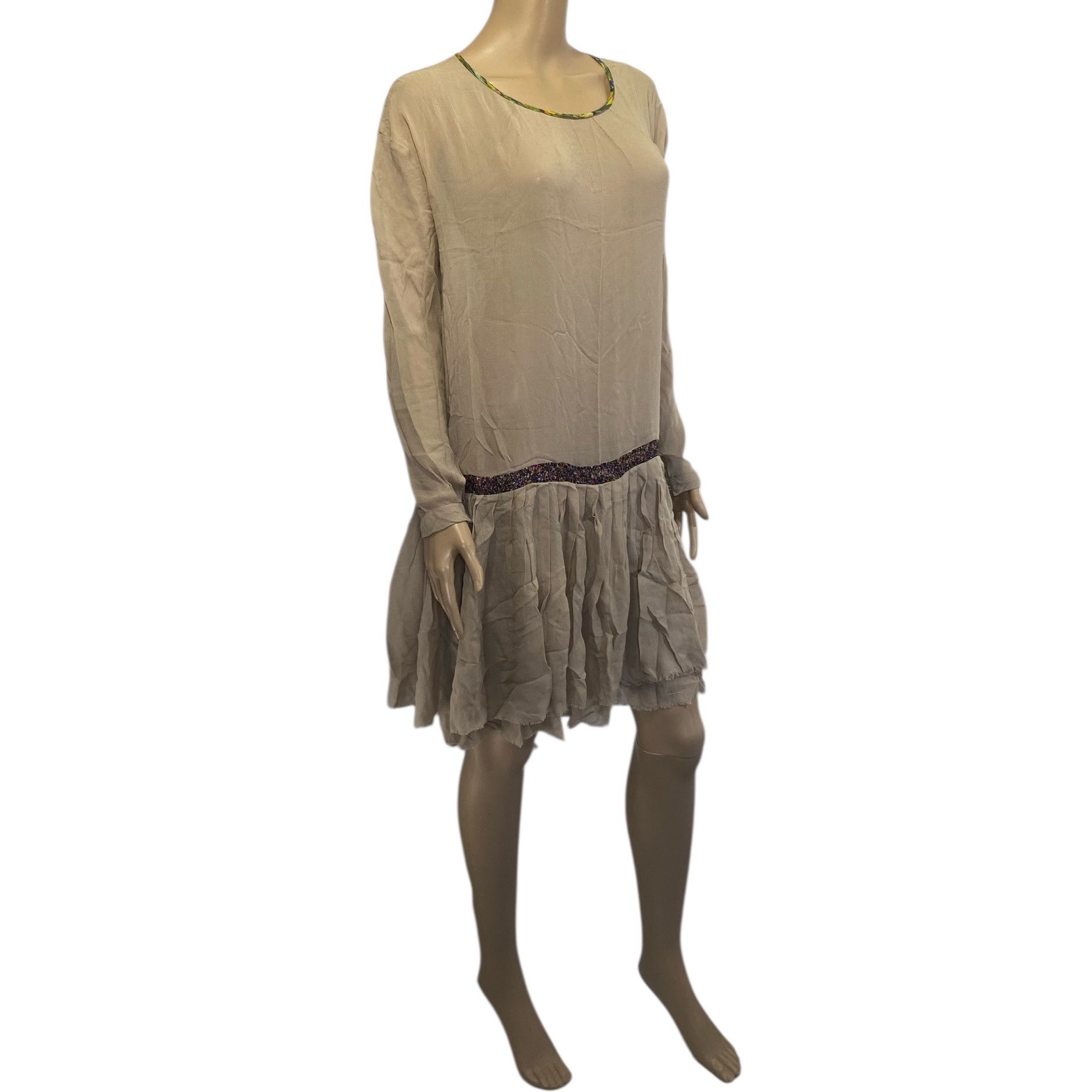 Dries Van Noten FW 2008 Beige Drop Waist Runway Dress Size XS / US 0-2 / IT 36-38 - 4 Thumbnail