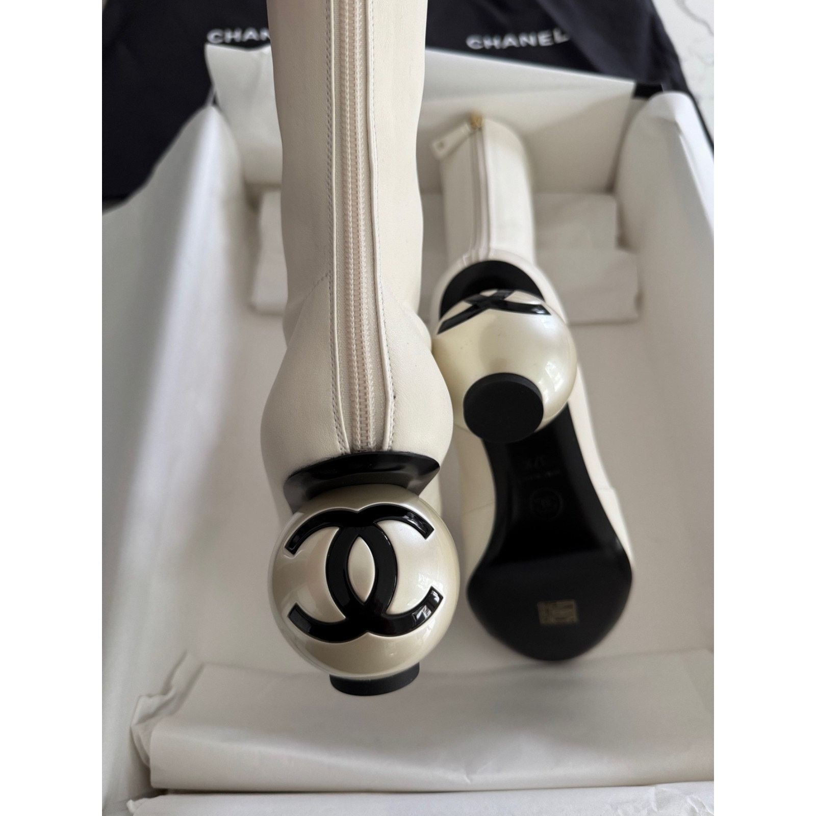 Chanel Ball Heel CC Logo Stretch Leather Midcalf Boot 39.5 Size US 9.5 / IT 39.5 - 23 Thumbnail