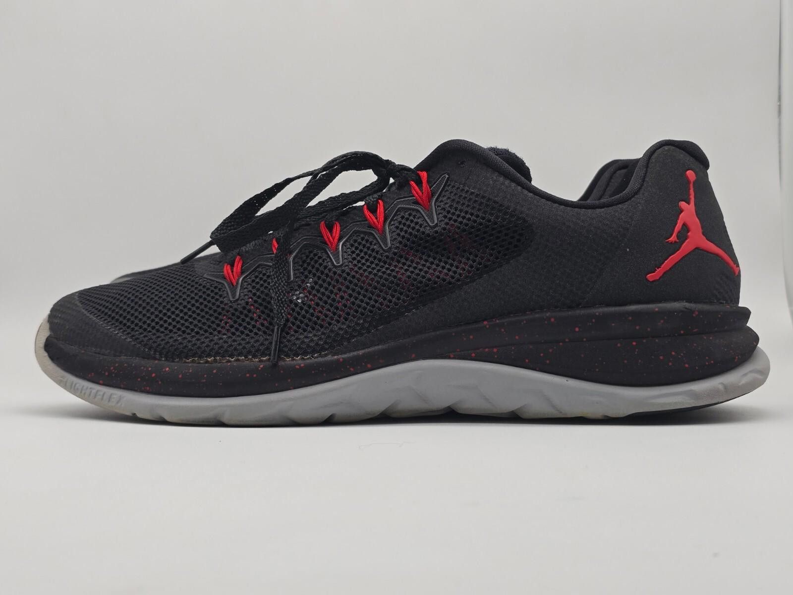 Nike Air Jordan Nike Flight Runner Black Red Bred Mens Size 10.5 Size US 10.5 / EU 43-44 - 2 Thumbnail