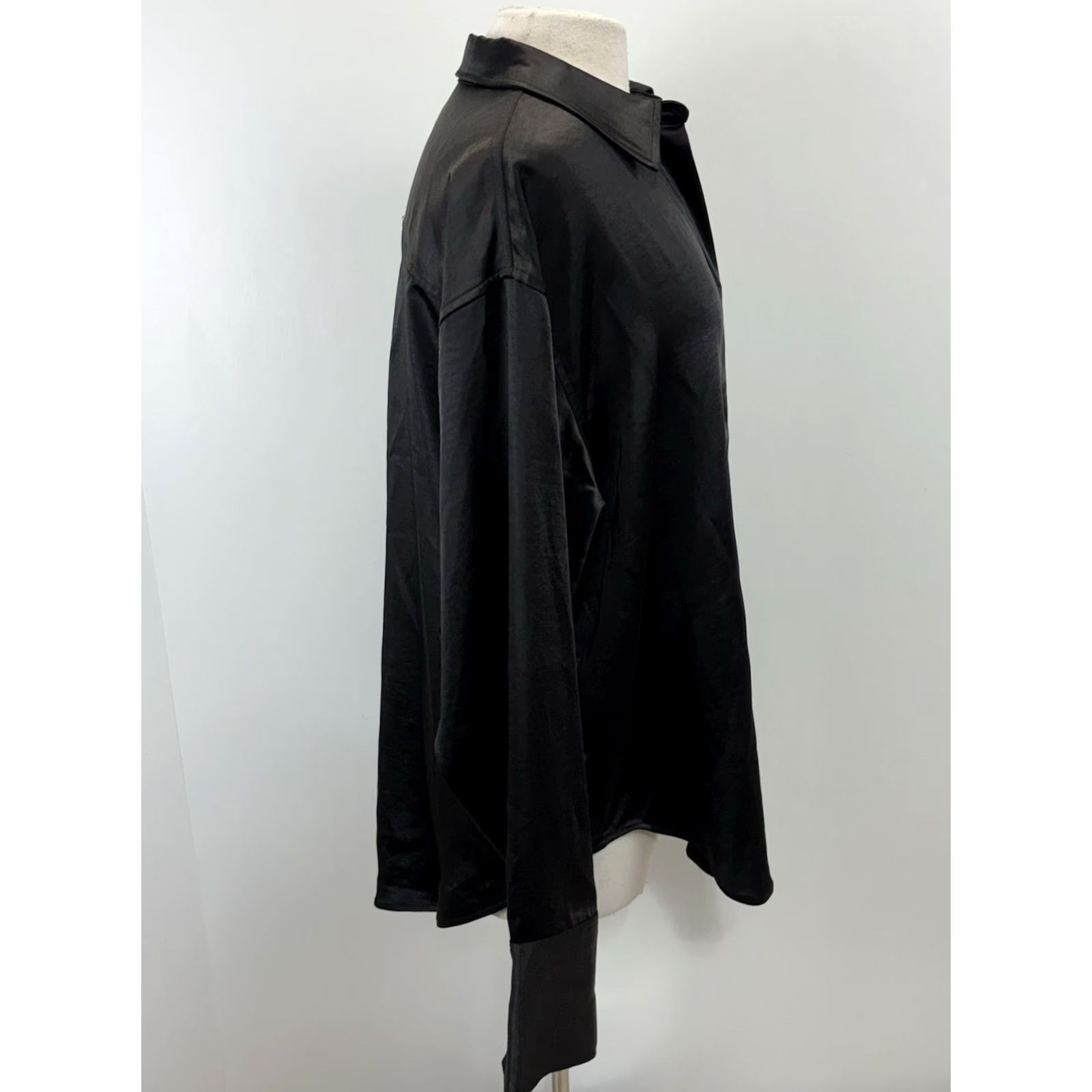 Good American Good American Shirt Women’s L XL Black Satin Button-Up Relaxed Washed Weekend Covered Buttons Casual Business Size L / US 10 / IT 46 - 4 Thumbnail