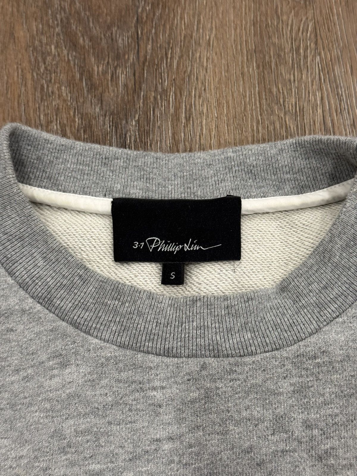 3.1 Phillip Lim 3.1 Philip Lim Logo Patch Detail T-Shirt Size US S / EU 44-46 / 1 - 7 Thumbnail