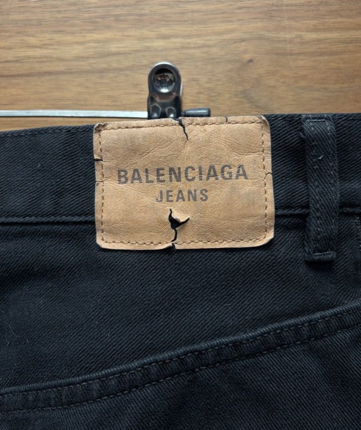 Balenciaga 2024 Balenciaga ‘Heel-Bite’ Heavyweight Wide Leg Black Denim Size US 34 / EU 50 - 5 Thumbnail