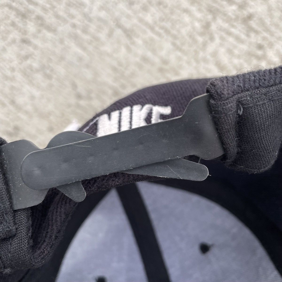 Nike Nike vintage with stylish logo strap Size ONE SIZE - 15 Thumbnail