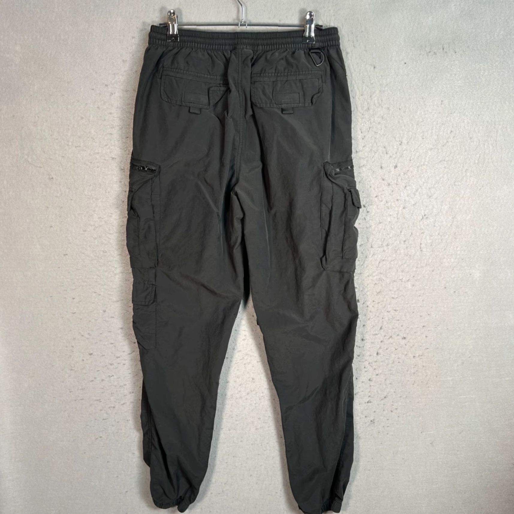 Vintage Standard Cloth Womens Cargo Jogger Pants M Black Cotton Blend Pockets 26in Inseam 29in Tapered Casual Vintage No Size 32" / US 10 / IT 46 - 2 Thumbnail