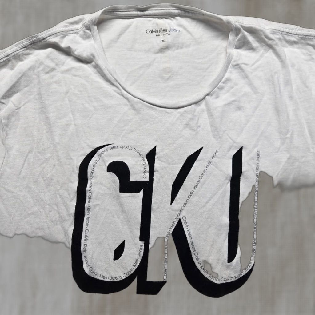 Calvin Klein VINTAGE Calvin Klein Jeans White Logo Short Sleeve T-Shirt Adult 2XL Crew Neck Cotton Modal Women Size XXL / US 16-18 / IT 52-54 - 1 Thumbnail