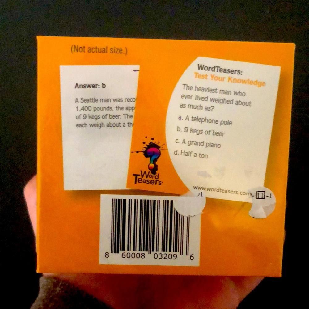 Designer New in Packaging Test Your Knowledge Game Size ONE SIZE - 3 Thumbnail
