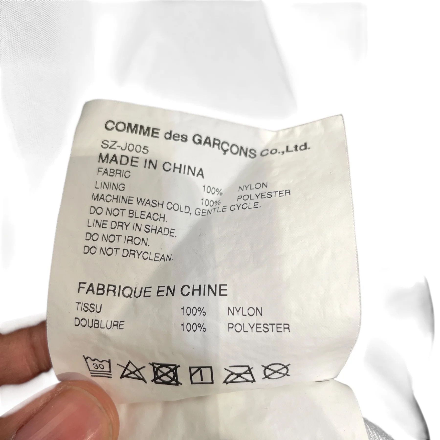 CDG by Comme des Garcons Circle Logo Nylon Windbreaker Jacket Size US XL / EU 56 / 4 - 3 Thumbnail