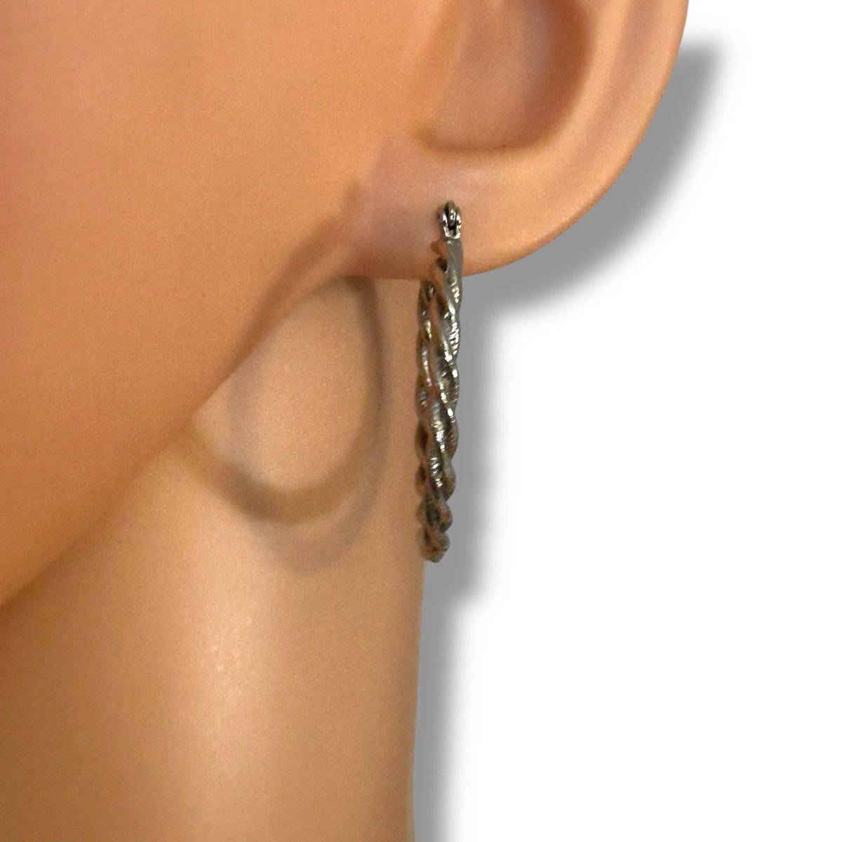 Other Silver tone twisted hoop earrings Size ONE SIZE - 2 Thumbnail
