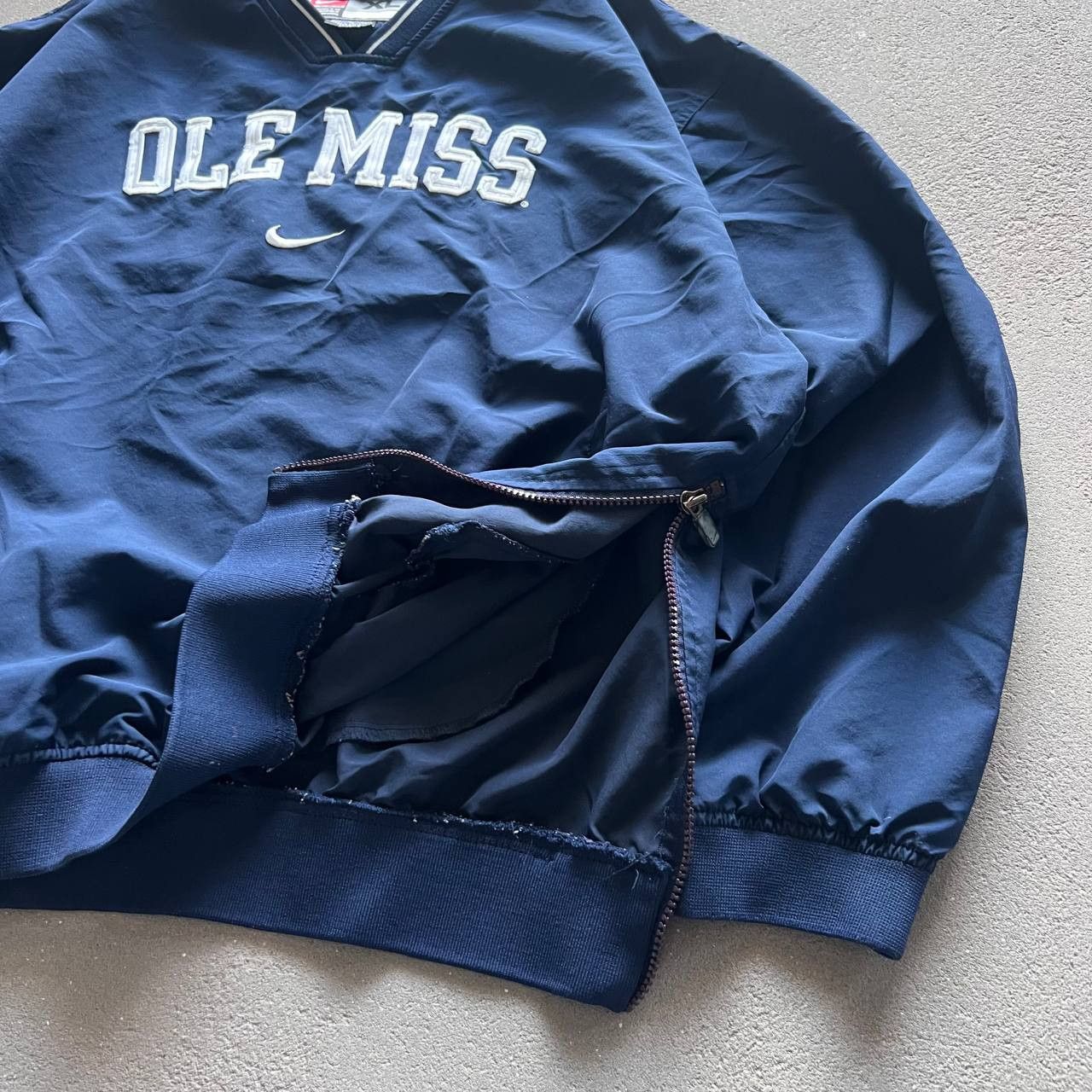 Nike × Vintage Nike Vintage Ole Miss 90s Nylon Sweatshirt XL Size US XL / EU 56 / 4 - 5 Thumbnail
