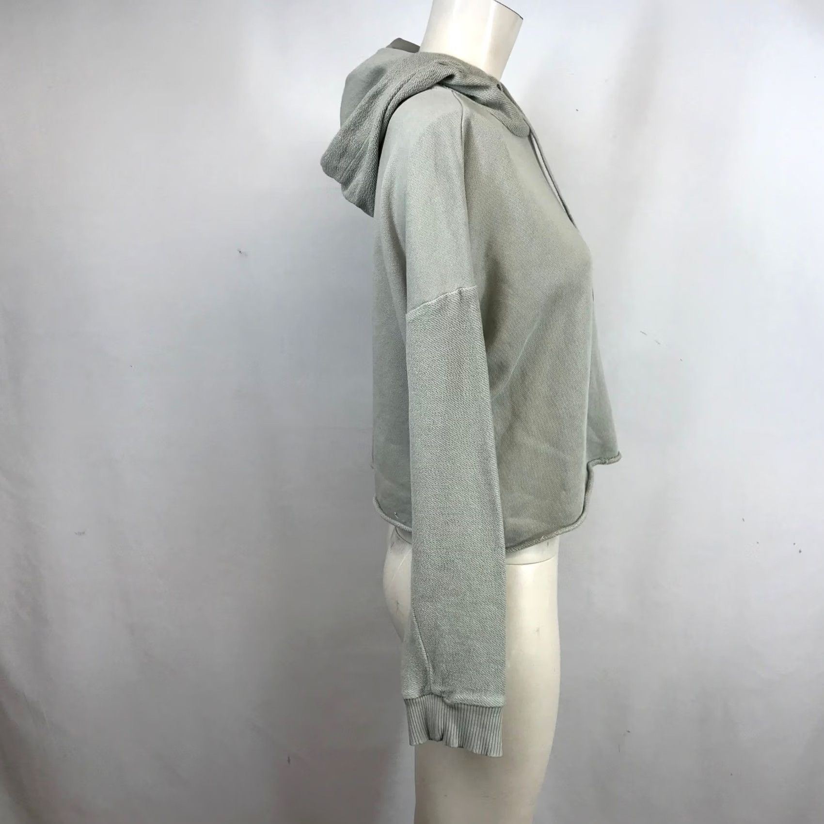 Vintage UpWest Resort & Mercantile Womens Sage Green Cropped Cotton Hoodie M Size M / US 6-8 / IT 42-44 - 4 Thumbnail