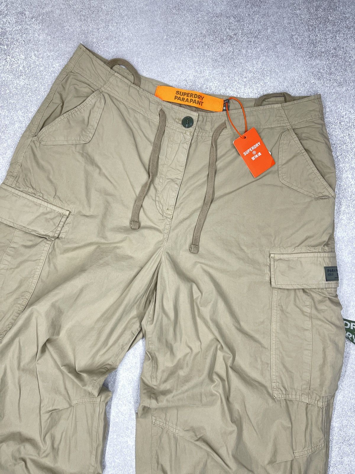 Superdry New Vintage SuperDry Baggy Parachute Cargo Pants Beige Size 28" / US 6 / IT 42 - 5 Thumbnail