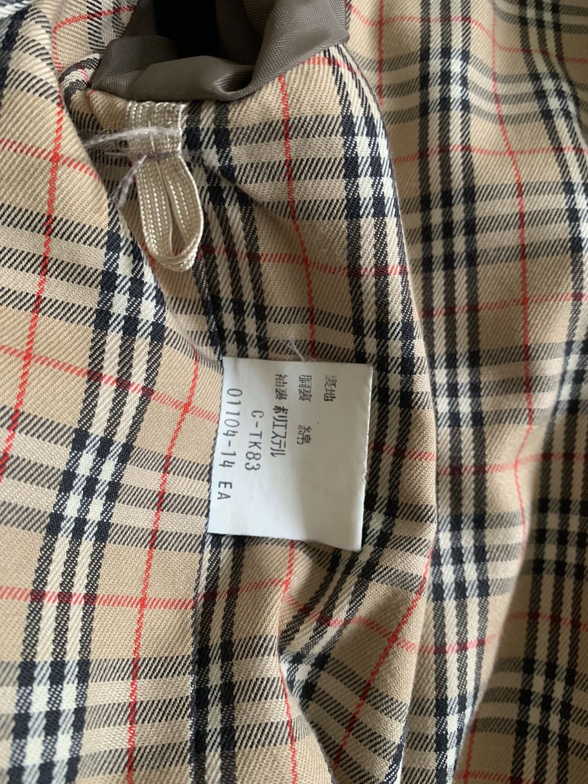 Burberry VINTAGE BURBERRY NOVA CHECK JACKET WITH REMOVABLE VEST Size US M / EU 48-50 / 2 - 18 Thumbnail
