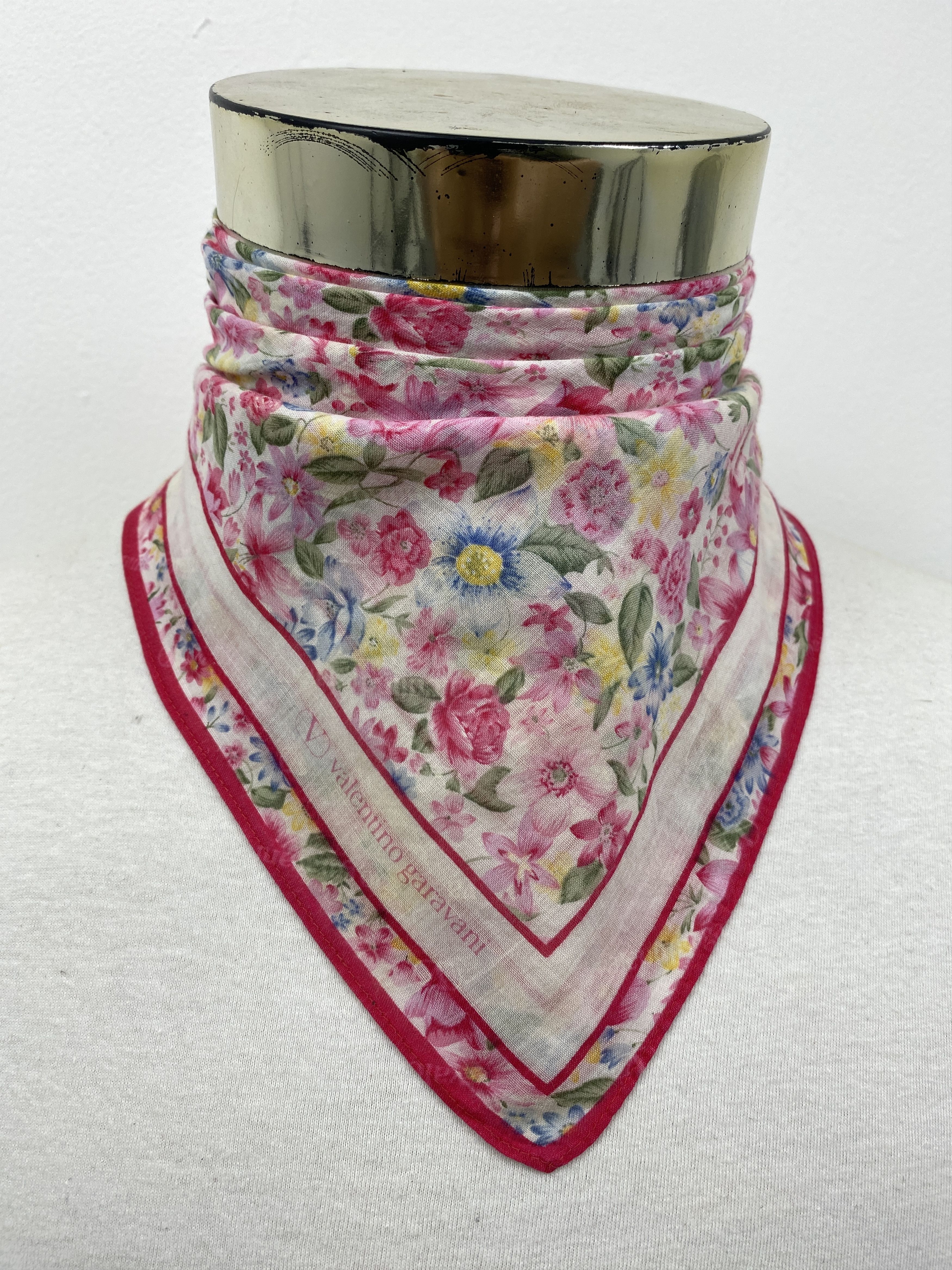 Valentino Valentino Garavani Handkerchief / Neckerchief HKC0499 Size ONE SIZE - 2 Thumbnail
