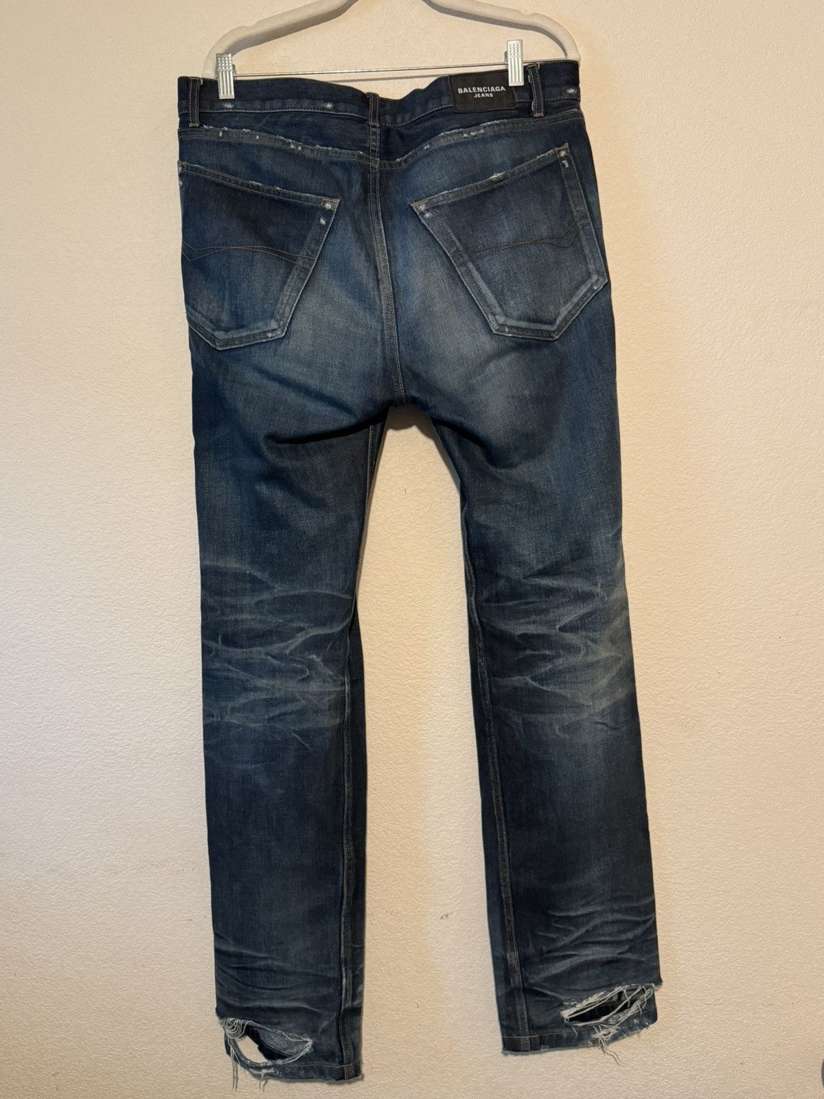 Balenciaga Balenciaga FW22 Dirty Wash Denim Size US 32 / EU 48 - 2 Thumbnail