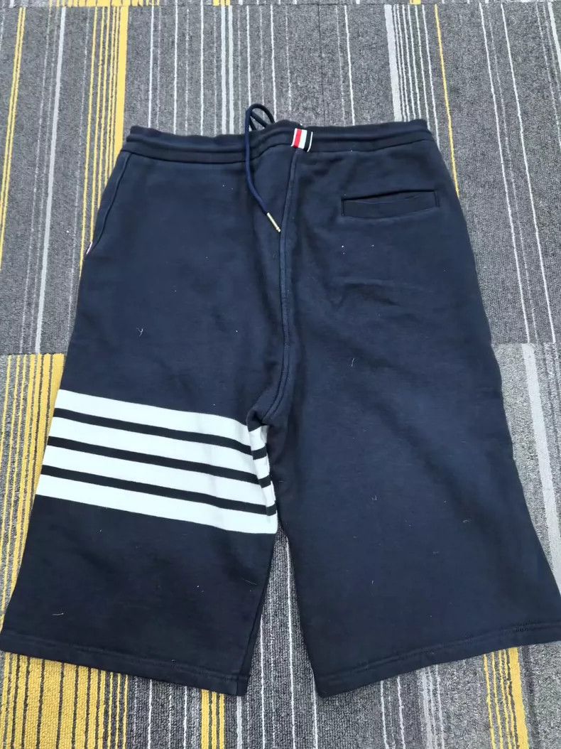 Thom Browne Thom Browne size4 Dark blue knit shorts Size US 29 - 2 Thumbnail