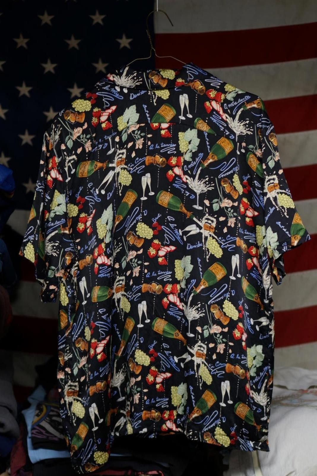 Nicole Miller Woman's Nicole Miller Vintage Cute Festive Silk Shirt Size L / US 10 / IT 46 - 2 Thumbnail