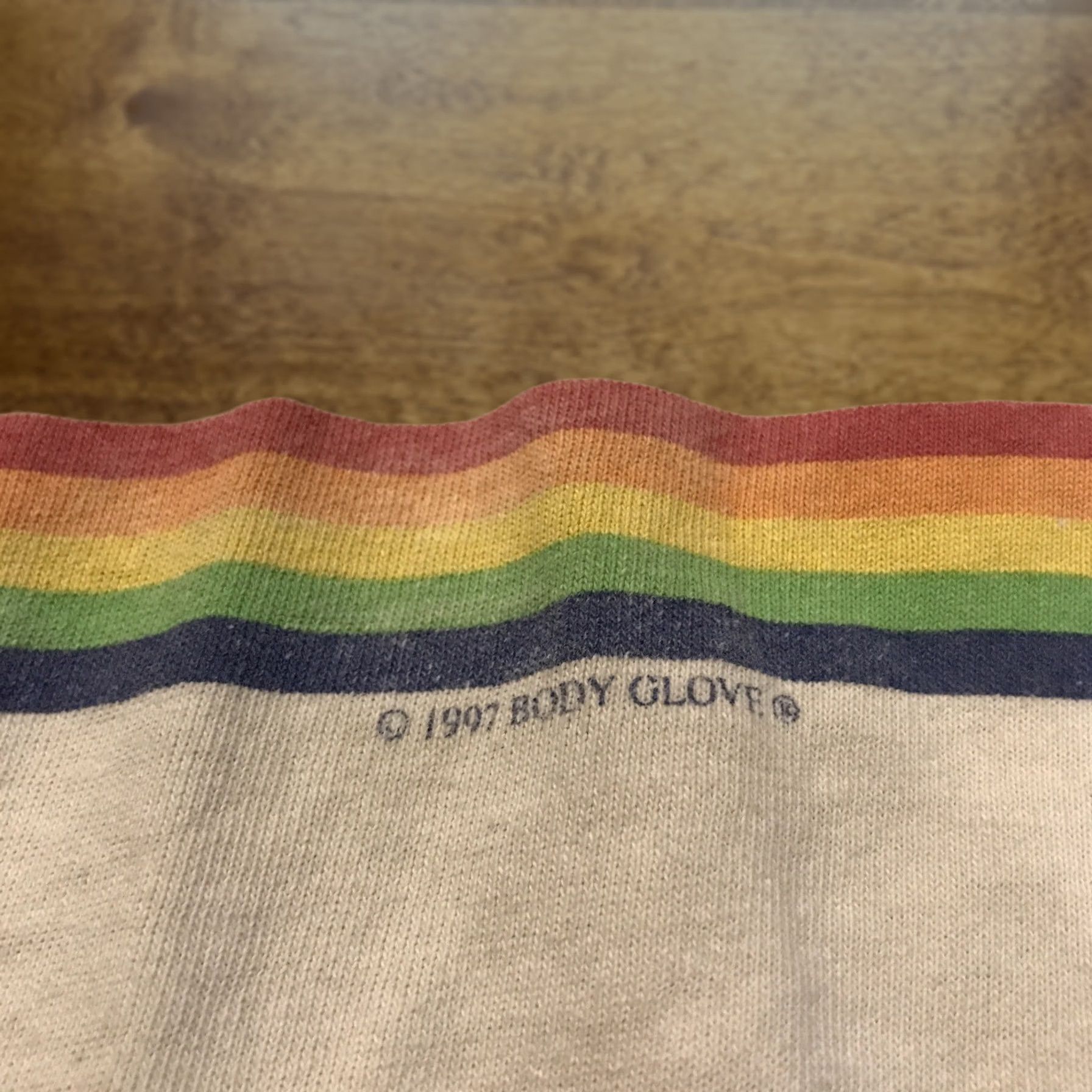Body Glove VINTAGE Body Glove Rainbow Graphic White Tank Top Muscle Shirt L Adult Mens 1990s 90’s Cotton Sleeveless White Tank Top Size US L / EU 52-54 / 3 - 1 Thumbnail