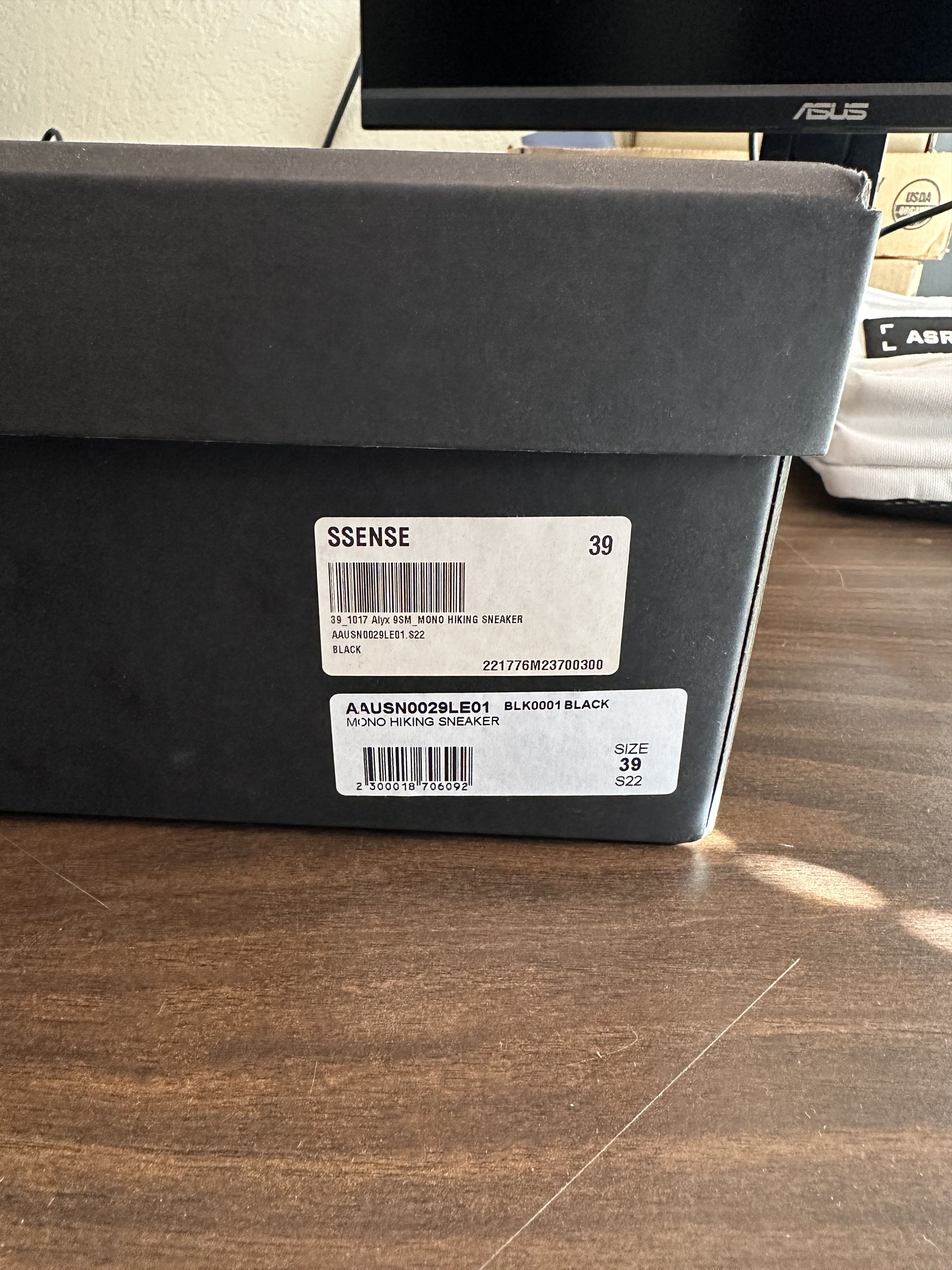 1017 ALYX 9SM Mono Hiking Sneaker Size US 6.5 / EU 39-40 - 3 Thumbnail