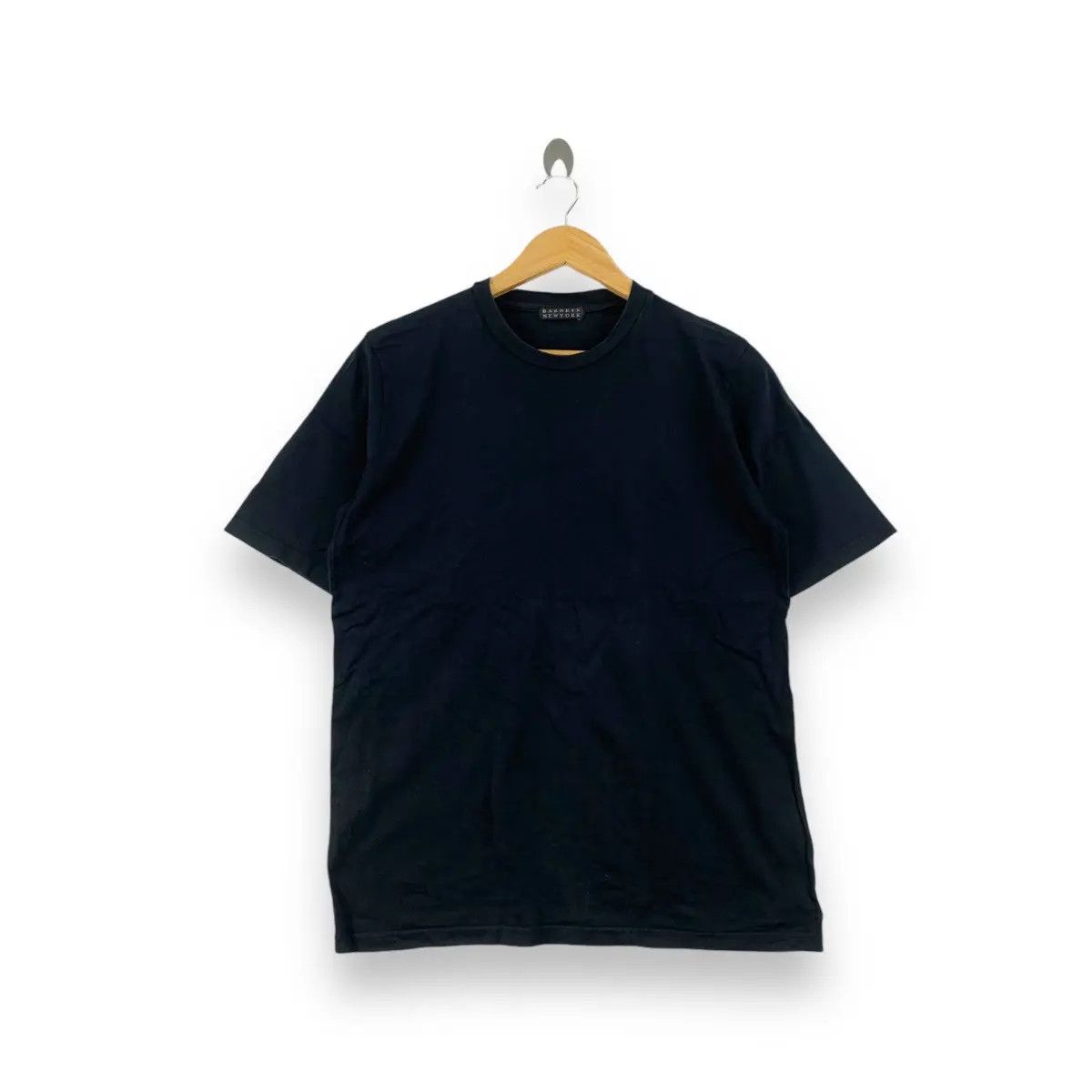 Barneys New York Vintage BARNEYS NEW YORK Minimalist Design Plain Tee Shirt Size US S / EU 44-46 / 1 - 1 Thumbnail