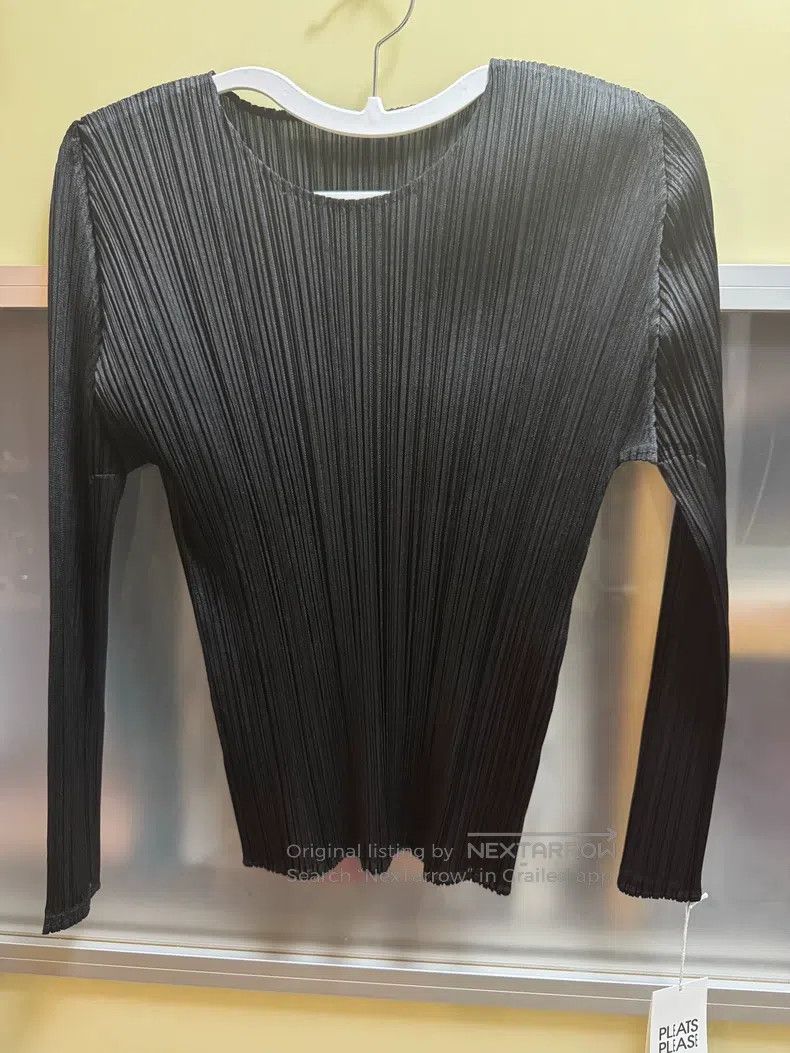 Issey Miyake Issey Miyake Black Long-Sleeve Top Size S / US 4 / IT 40 - 1 Thumbnail