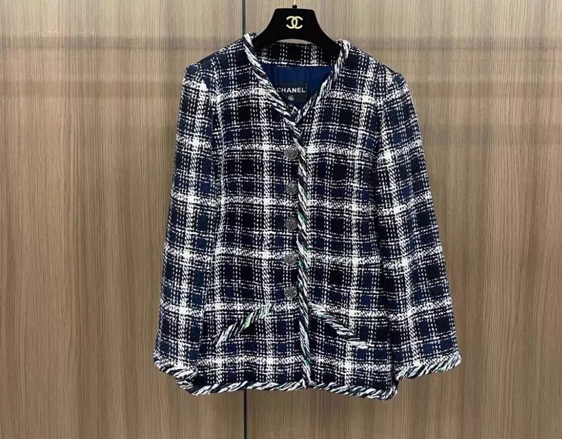 Chanel Chanel Z Jacket Size 44 Size L / US 10 / IT 46 - 1 Thumbnail