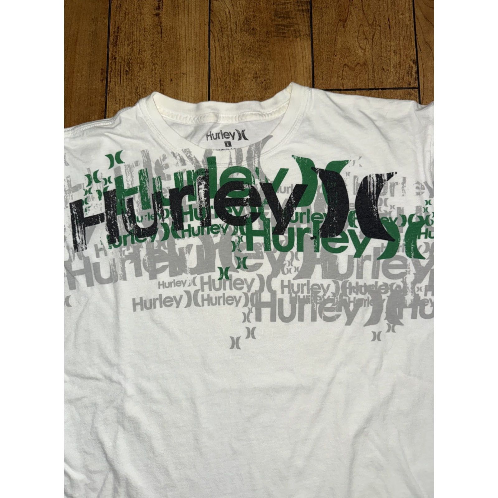 Hurley VINTAGE Hurley T-Shirt White Men’s Large Logo Print 21x26 Y2K Skater Surfer Logo Men Size US L / EU 52-54 / 3 - 2 Thumbnail