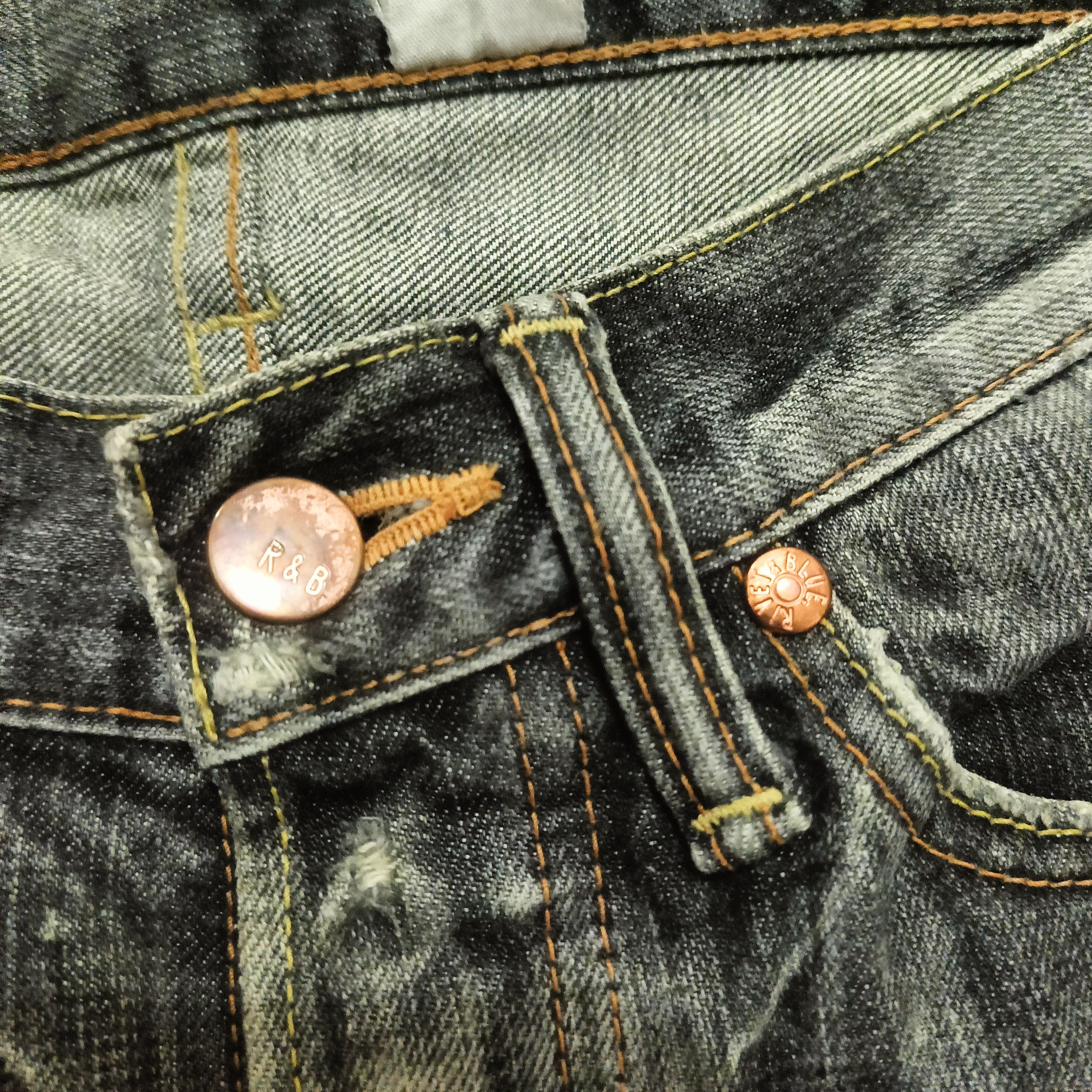 Le Grande Bleu (L.G.B.) Japan Ripped Rivet&Blue Painted distressed Studded Jeans LGB Size US 30 / EU 46 - 23 Thumbnail
