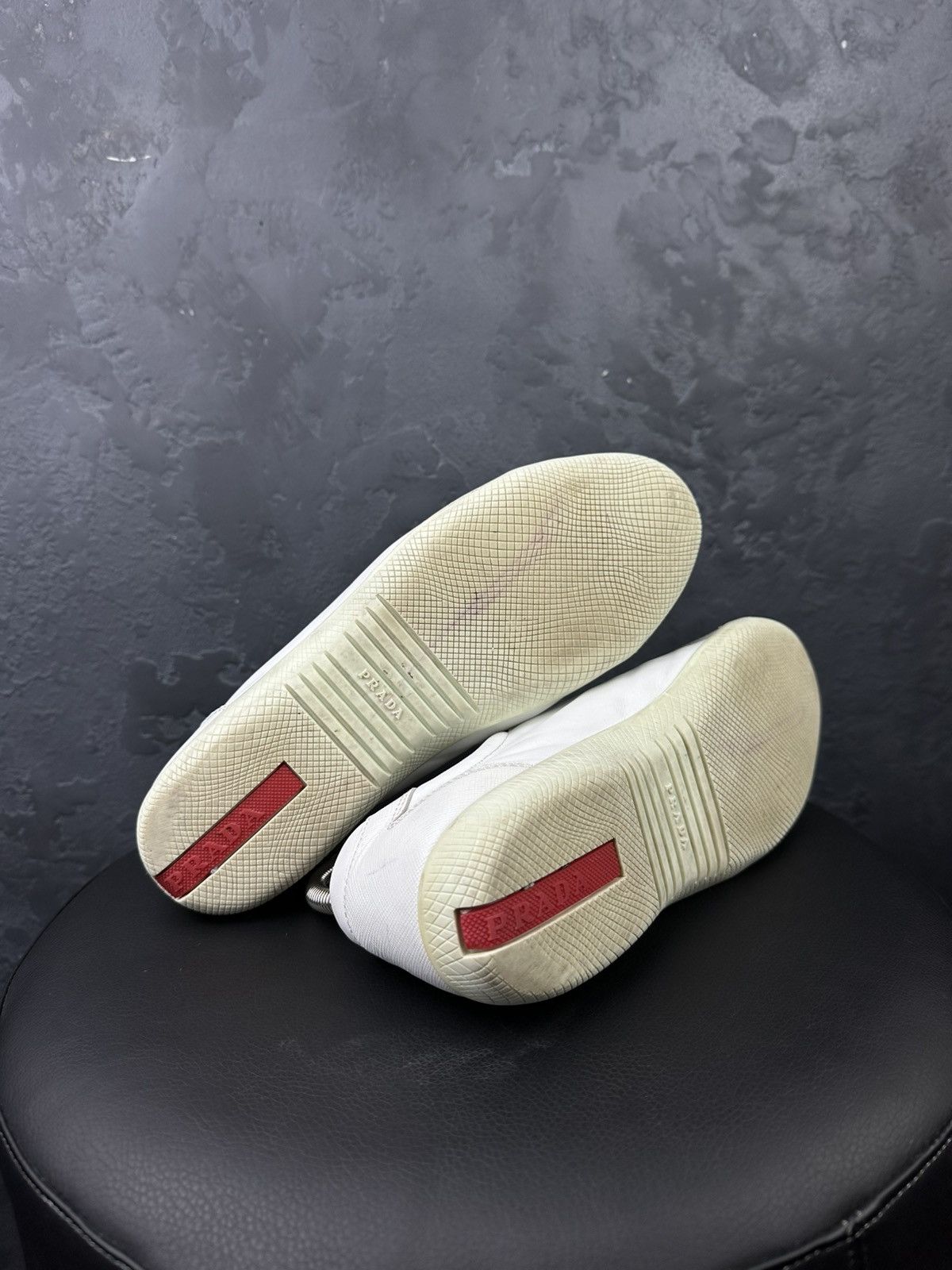 Prada Prada Vintage Leather Casual Low Top Shoes Womens's Size 37 Size US 7 / IT 37 - 8 Thumbnail