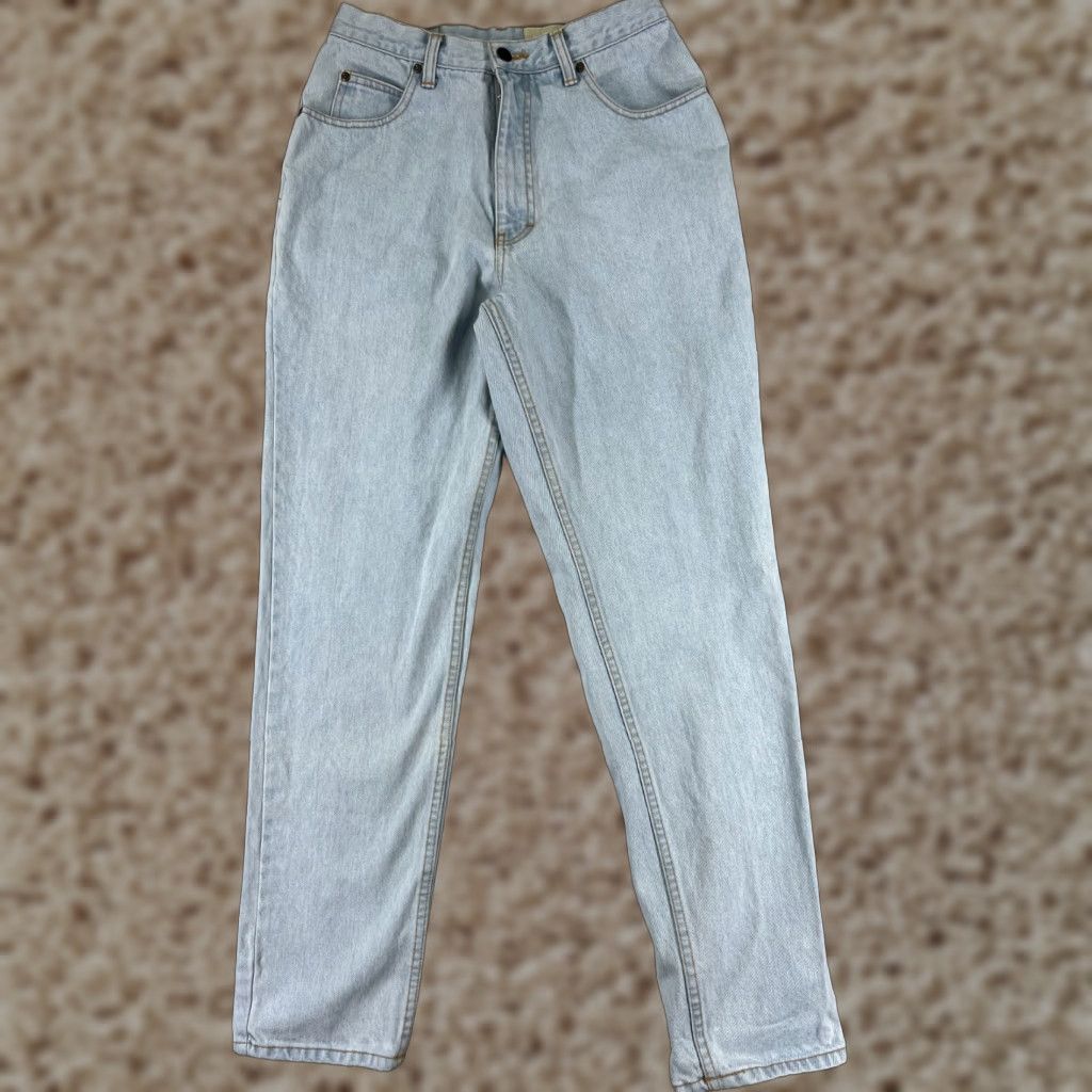 Eddie Bauer Eddie Bauer Jeans Womens 10 Blue Denim Straight Leg 100% Cotton Light Wash 25x29 Adult Regular 29.5 Inseam Mens Womens Girls Size 32" / US 10 / IT 46 - 1 Thumbnail