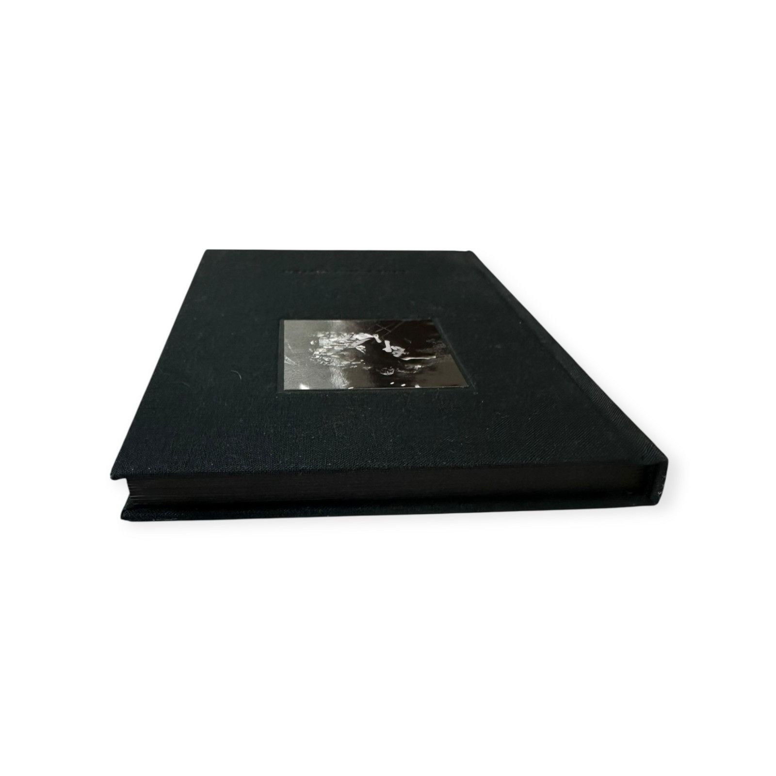 Dries Van Noten Rare Dries Van Noten Women’s Collection AW 2007-08 Hardcover Size ONE SIZE - 9 Thumbnail