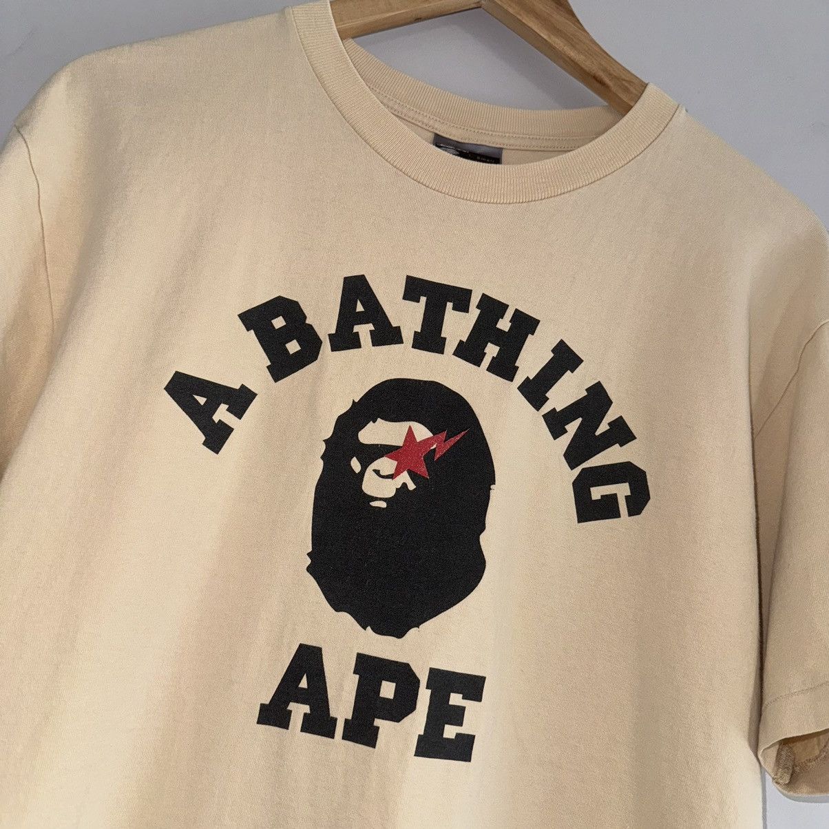 Bape × Vintage OG Star College Logo Tee Beige Size US L / EU 52-54 / 3 - 1 Thumbnail