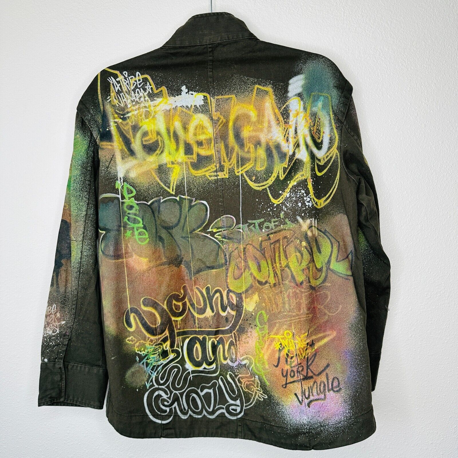 Zara Zara Army Green Grafitti New York Jungle Zip Utility Jacket Size XS / US 0-2 / IT 36-38 - 2 Thumbnail