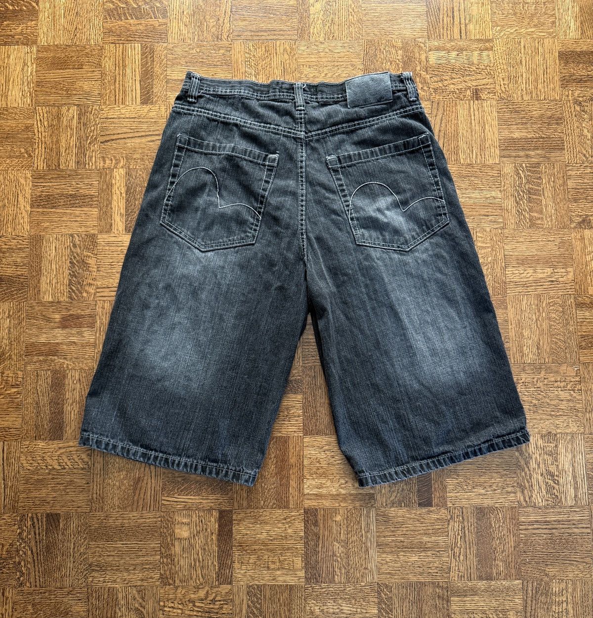 Vintage Vintage Qruel Faded Baggy Denim Jean Shorts Size US 36 / EU 52 - 1 Thumbnail