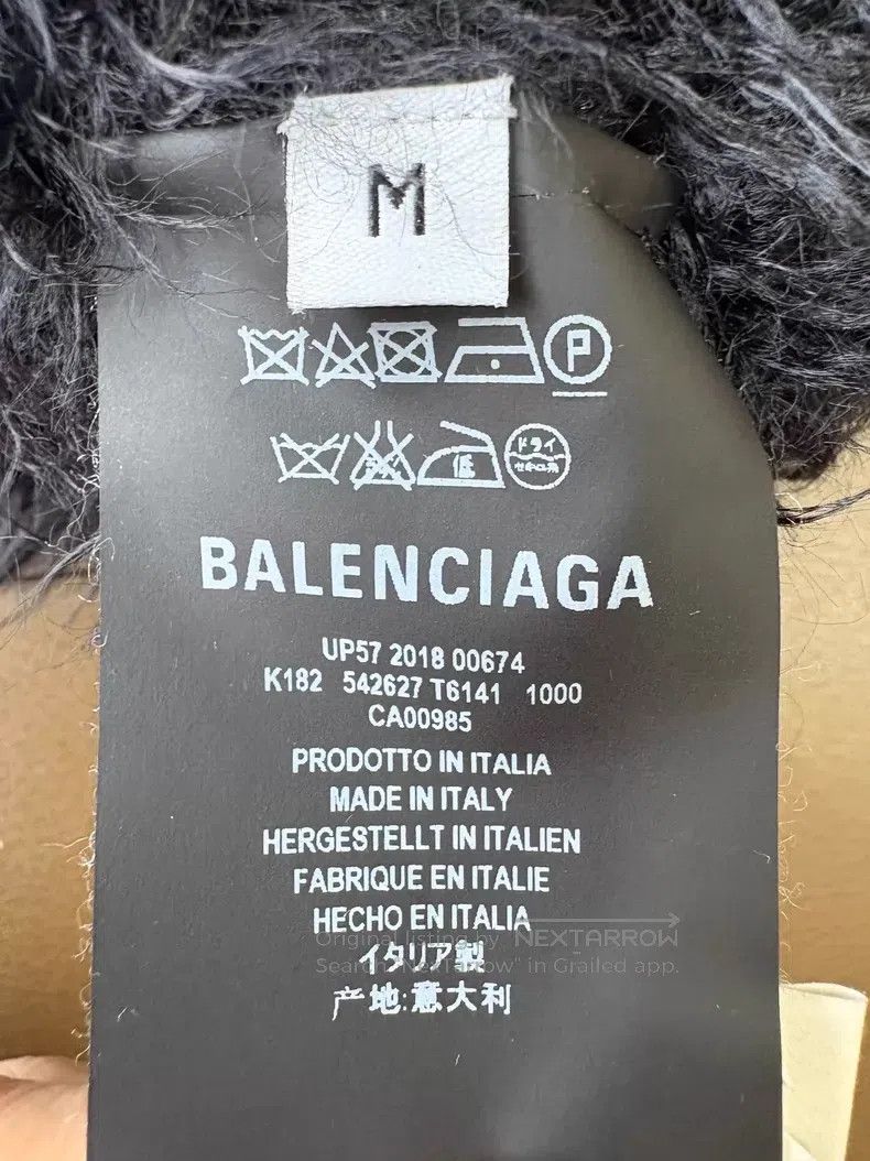 Balenciaga Balenciaga Black Round Neck Fuzzy Knit Top Size US M / EU 48-50 / 2 - 7 Thumbnail