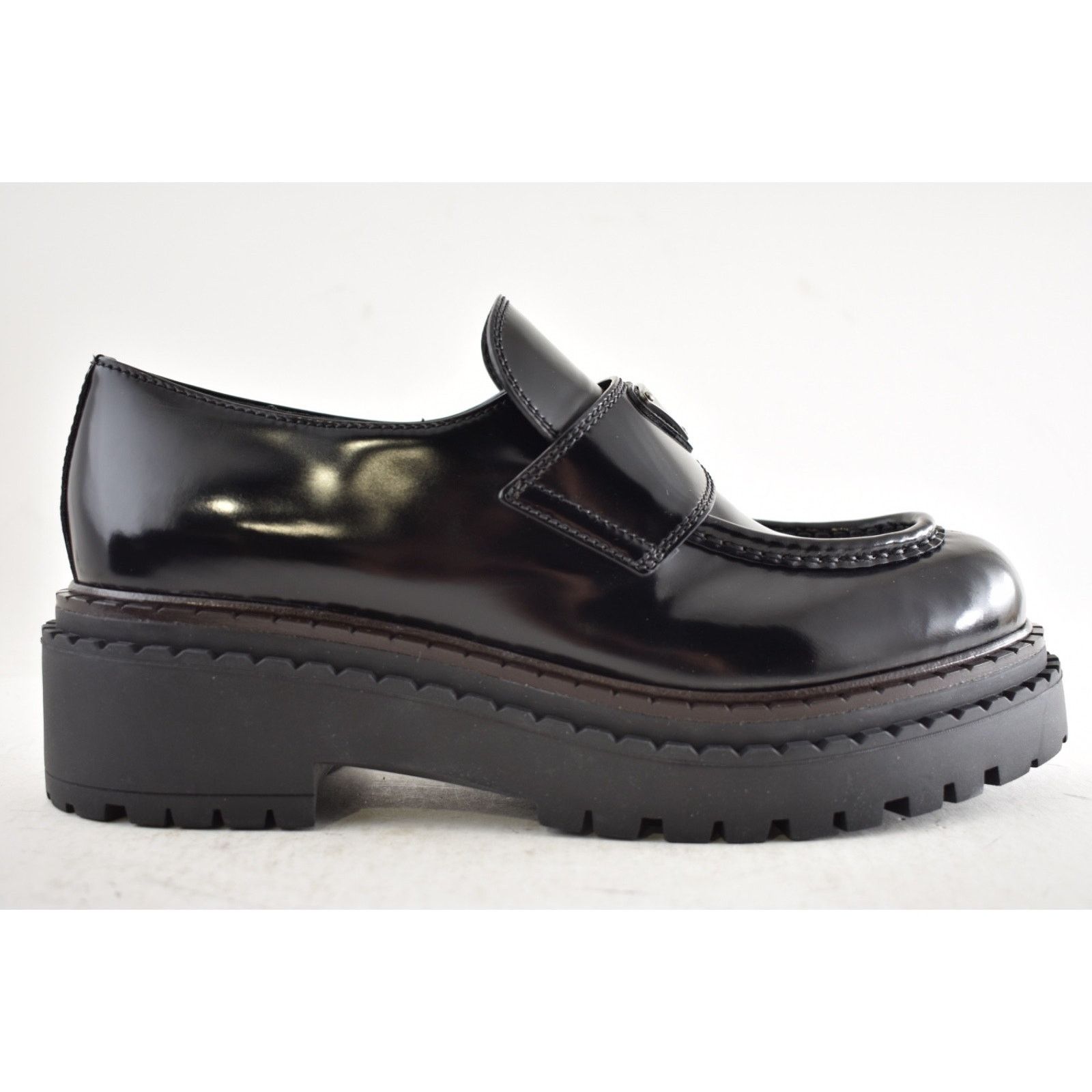 Prada Prada Black Leather Platform Loafer Creeper Flat 38.5 Size US 8.5 / EU 41-42 - 2 Thumbnail