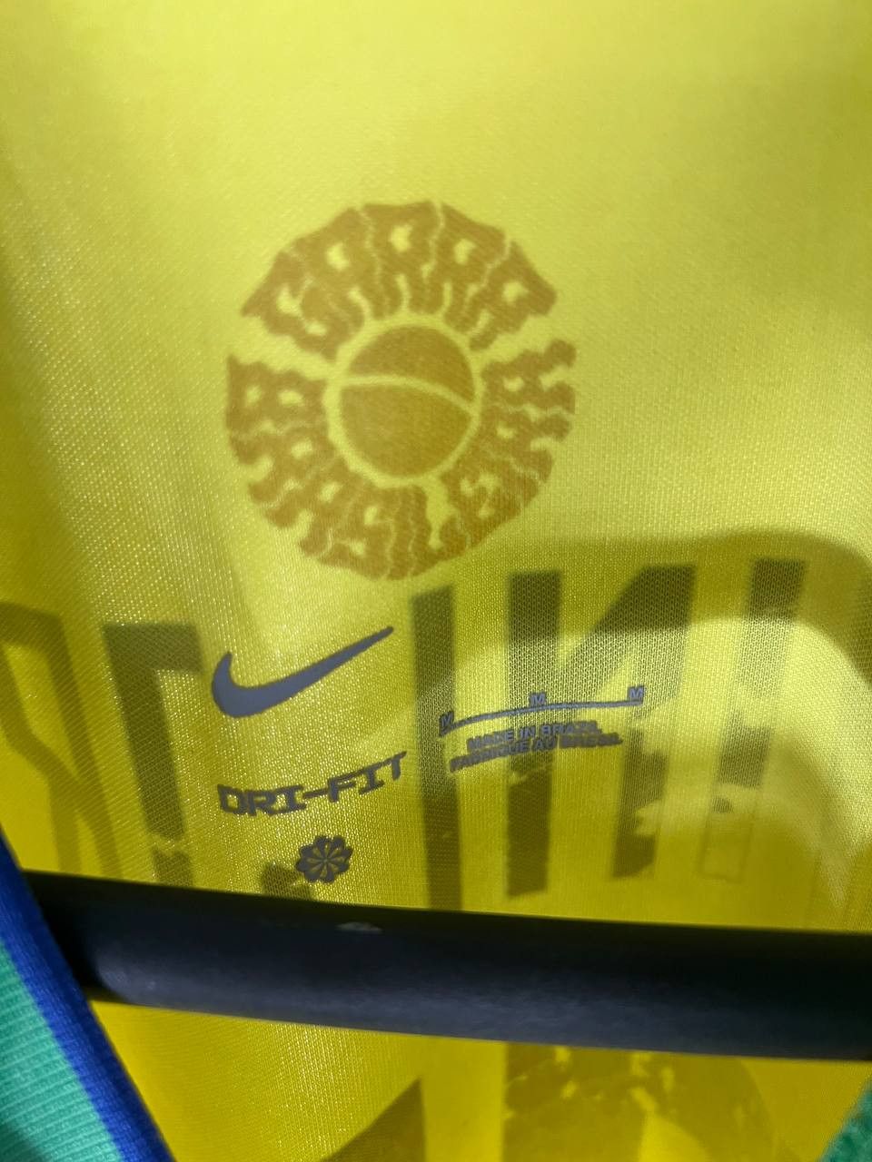 Vintage VERY RARE NIKE BRAZIL VINI 20 SOCCER JERSEY BLOKE Y2K RETRO Size US M / EU 48-50 / 2 - 10 Thumbnail