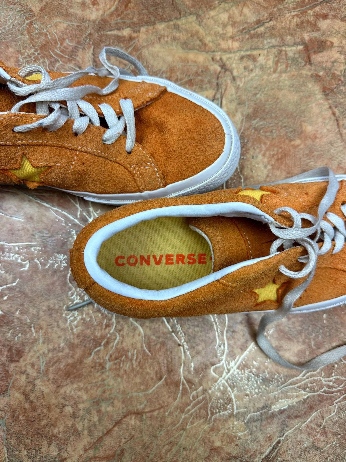 Converse Converse One Star Yellow Suede Le Fleur 6UK/39 Eur/ 25 Cm Size US 7 / EU 40 - 6 Thumbnail