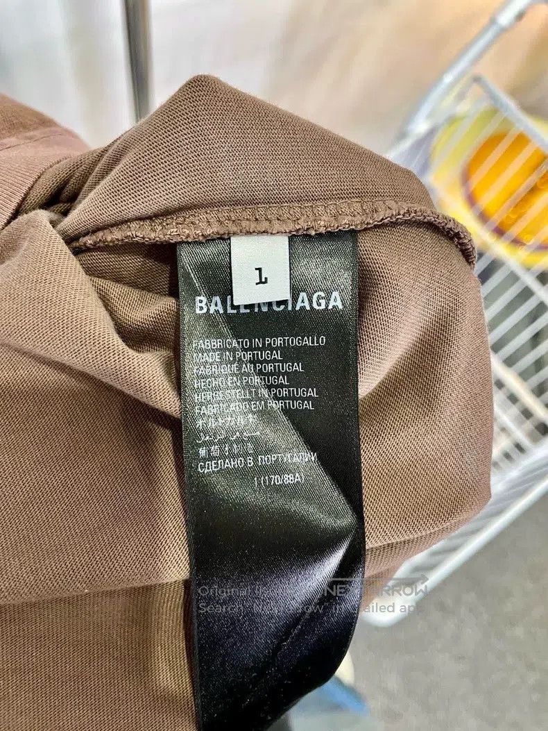 Balenciaga Balenciaga Batman Logo Letter Printed Retro Faded Off-Shou Size US S / EU 44-46 / 1 - 5 Thumbnail