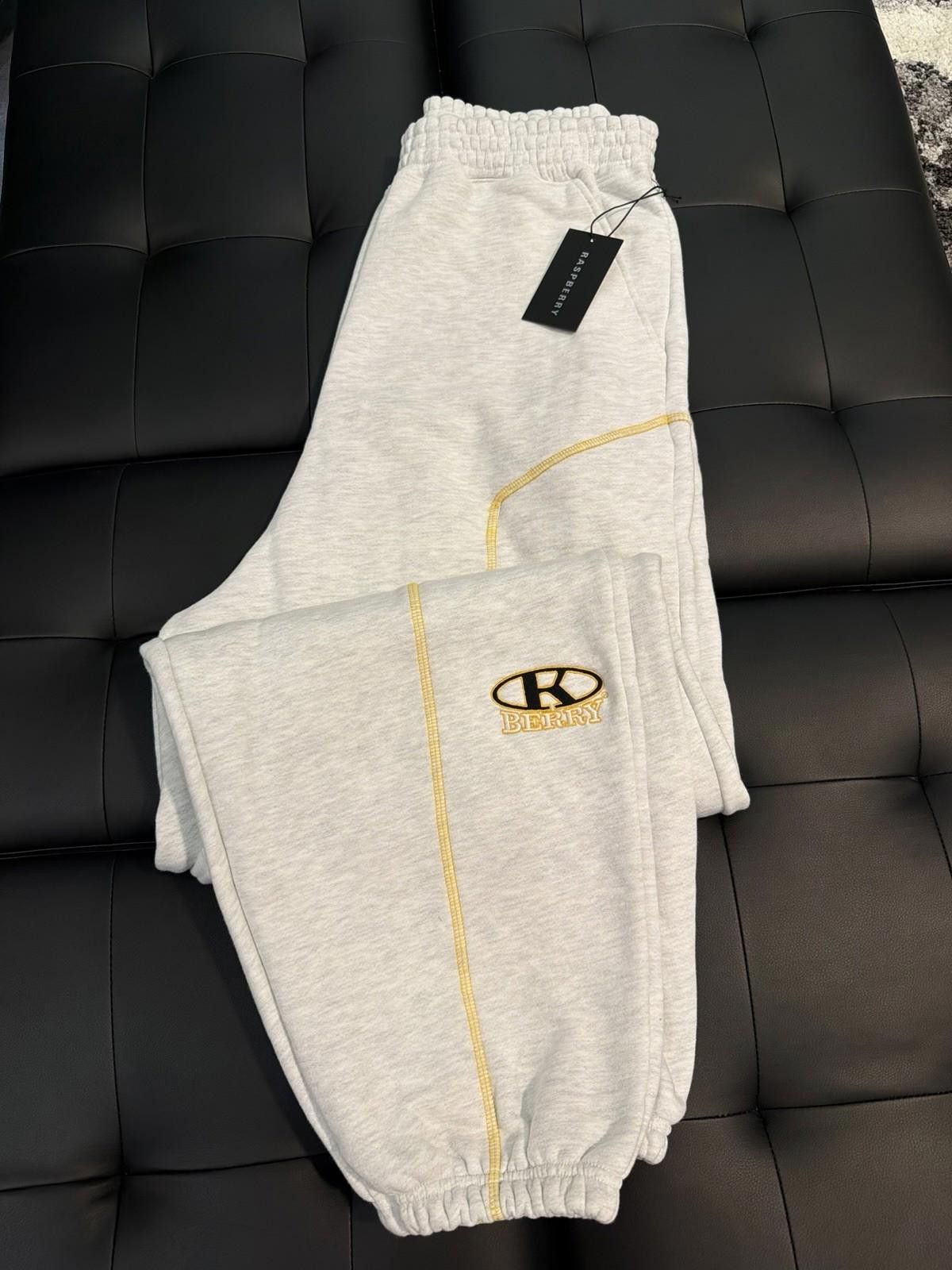 The GV Gallery Gv Gallery Raspberry Hills Grey Sweatpants Size Medium Size US 32 / EU 48 - 3 Thumbnail