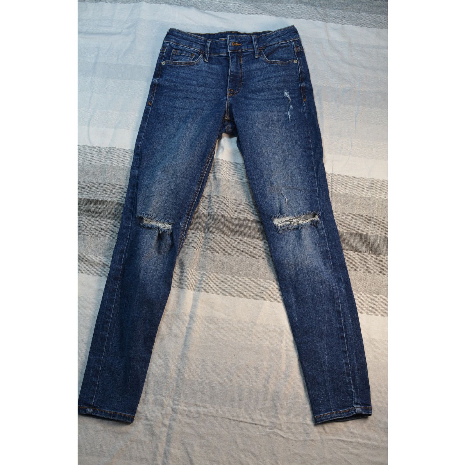 Old Navy Old Navy Jeans Size 25" / US 0 / IT 36 - 1 Thumbnail